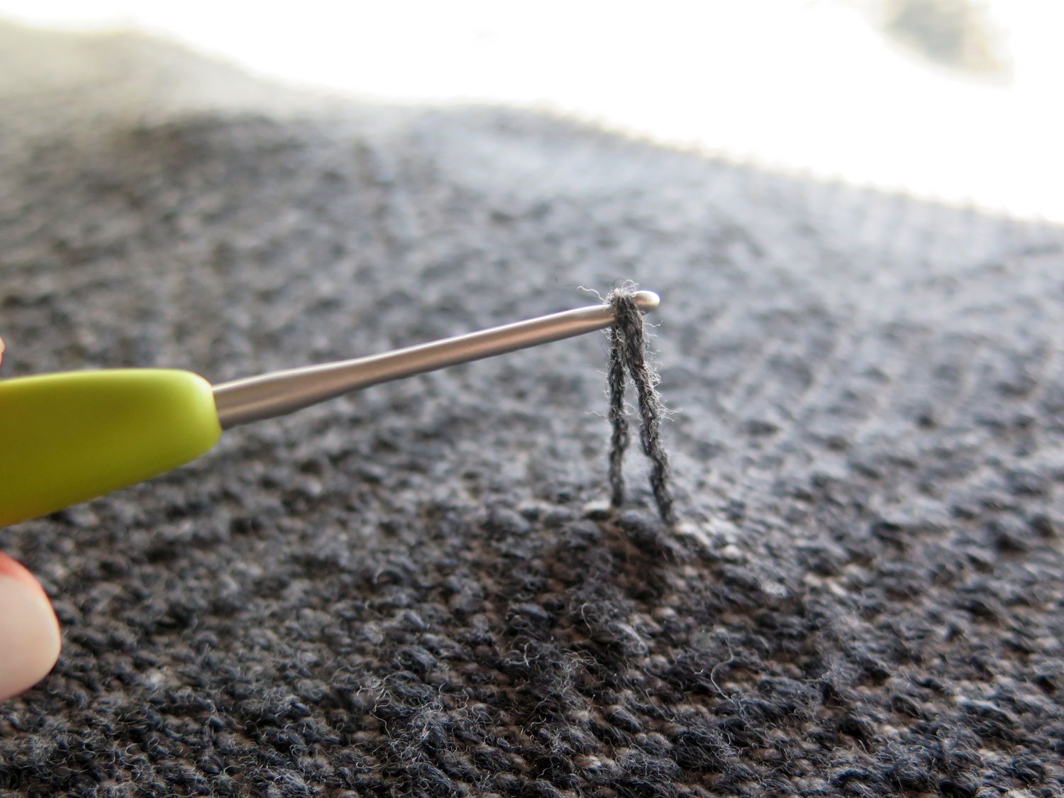 How to Fix a Snagged Sweater 3 Steps (with Pictures) Instructables