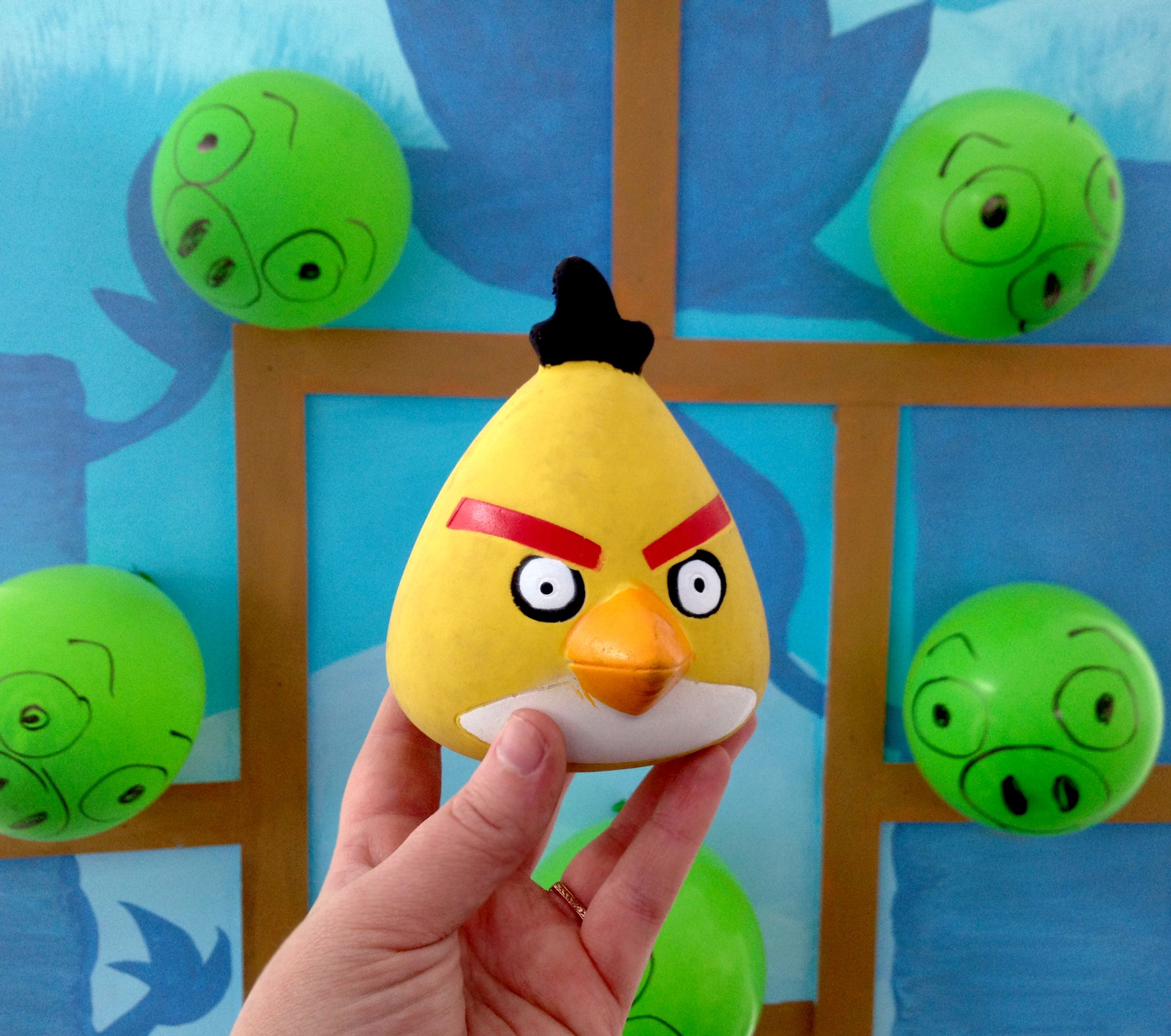 DIY guide for Angry Birds Carnival Game with step-by-step instructions