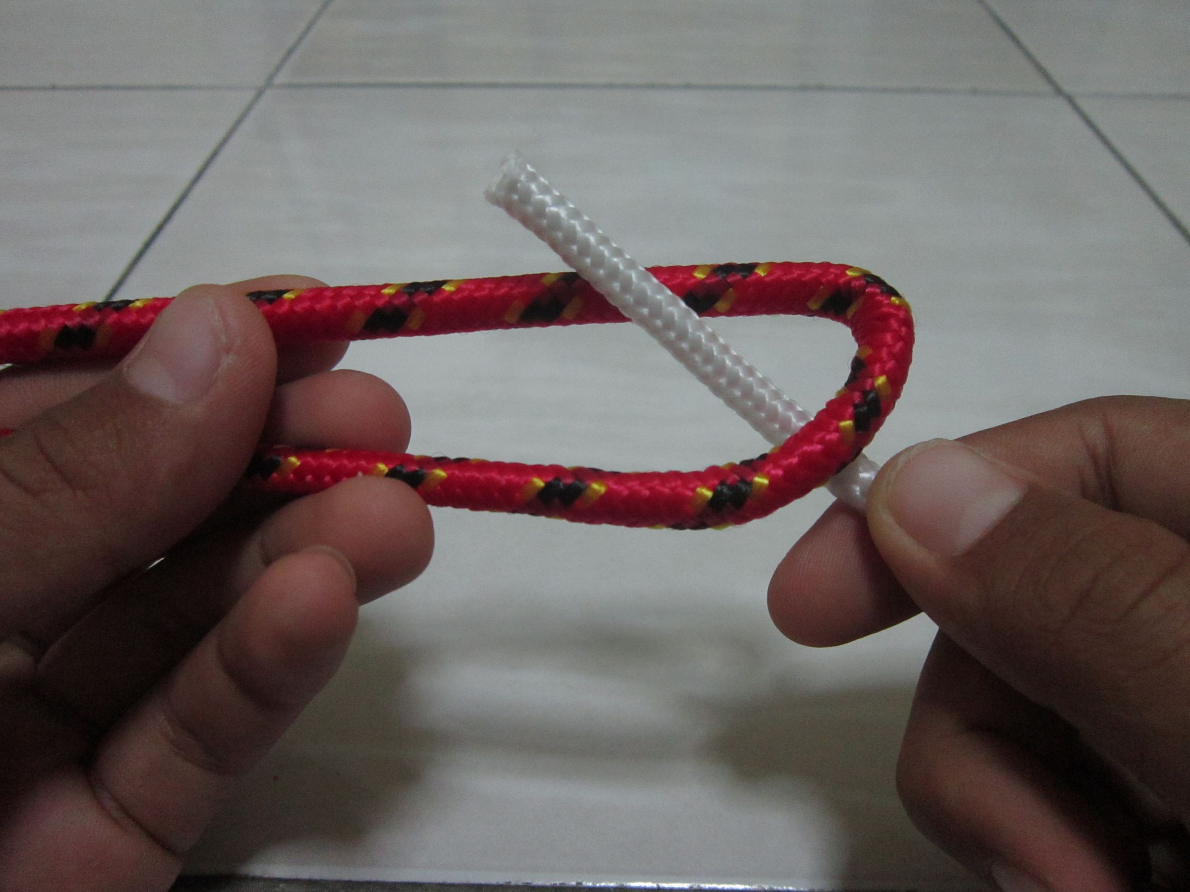 How to Tie a Sheet Bend 4 Steps Instructables
