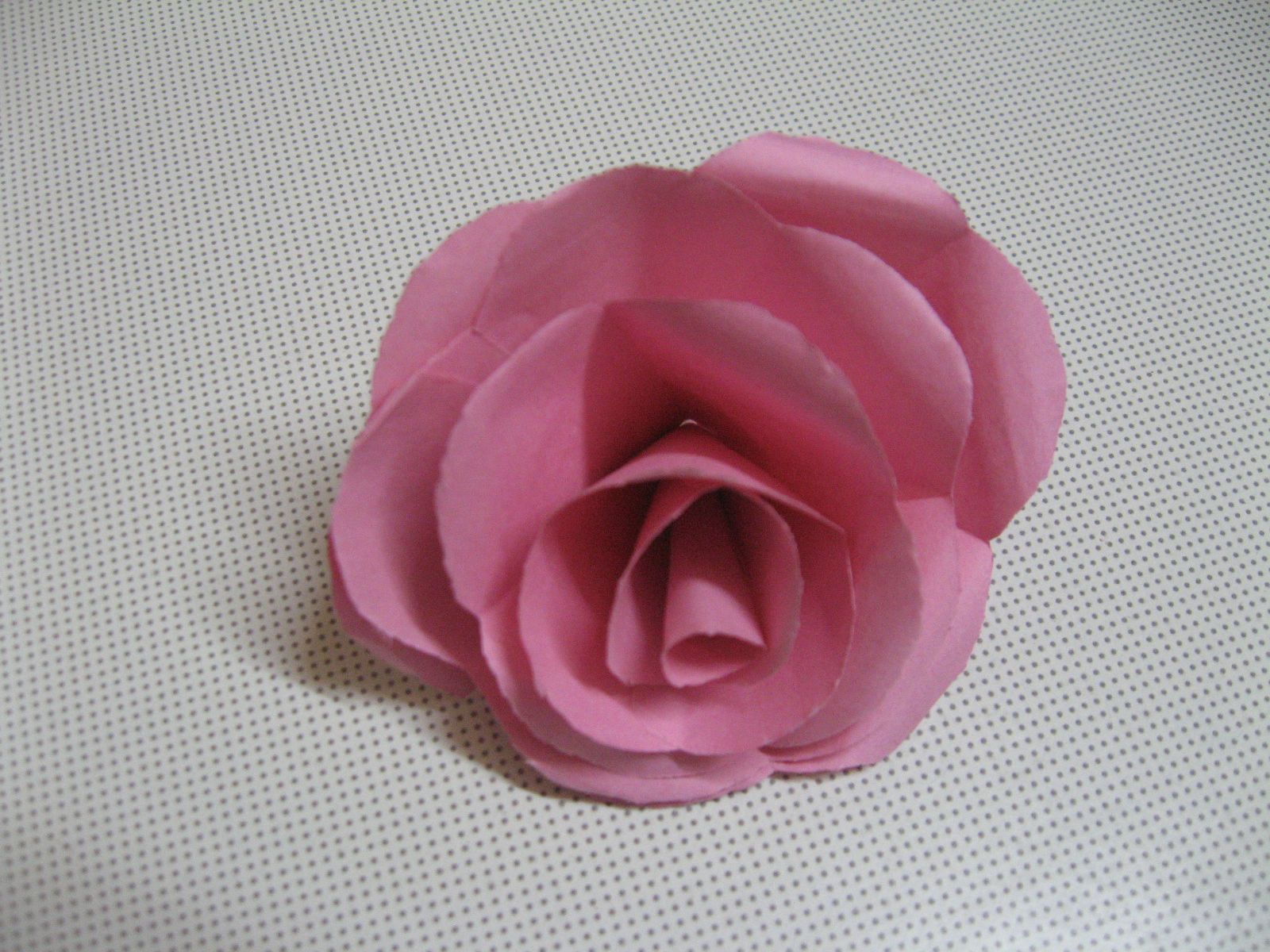 How to Make Real Looking Paper Roses : 7 Steps (with Pictures) -  Instructables