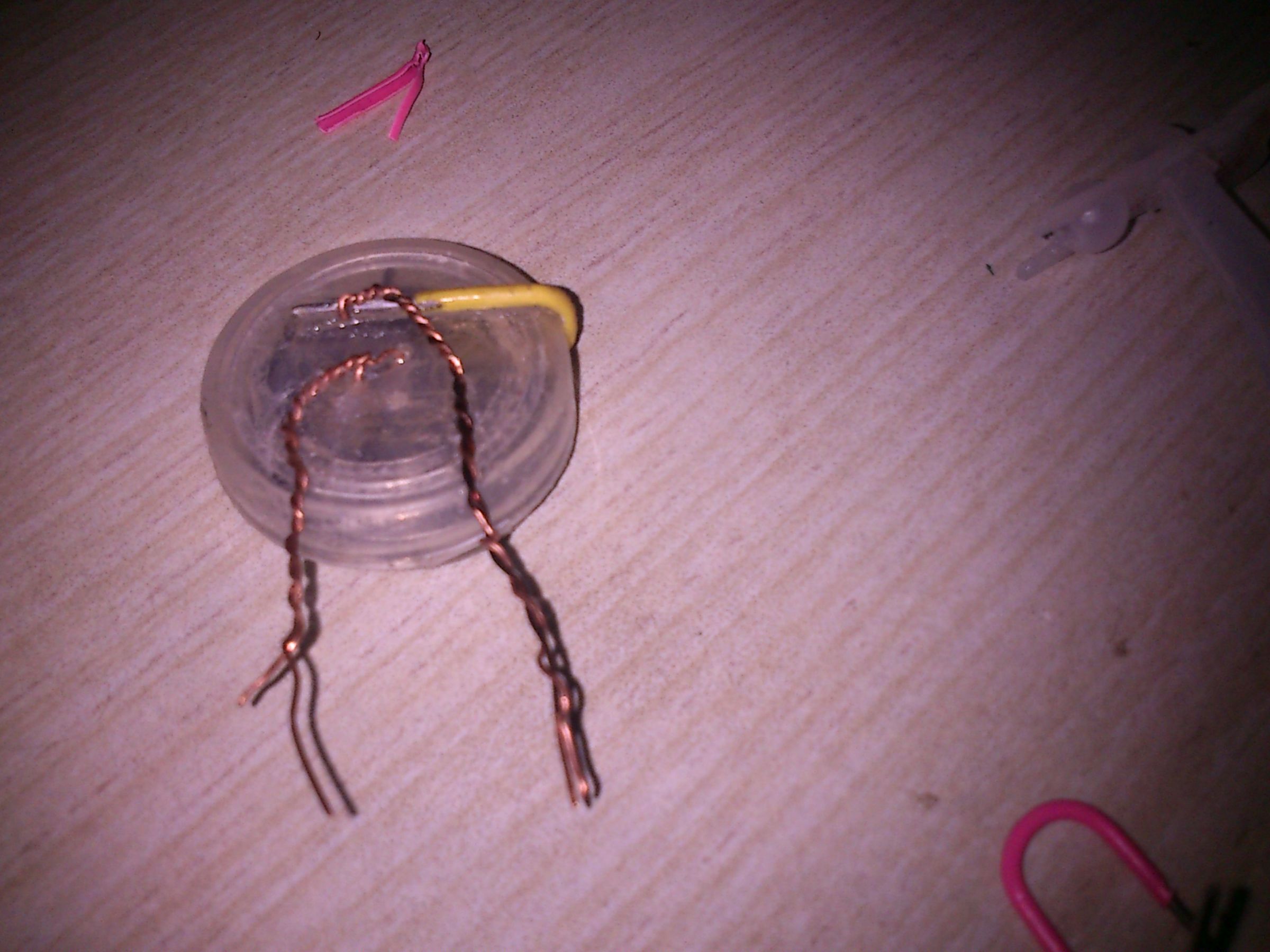 TWO Easy Ways to Make a Coin Cell Battery Holder. 4 Steps Instructables