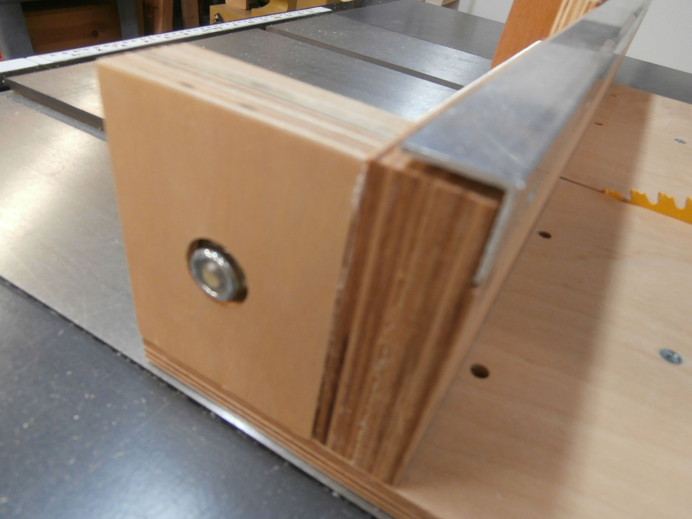 How to Build a Variable Box Joint Jig 11 Steps (with Pictures
