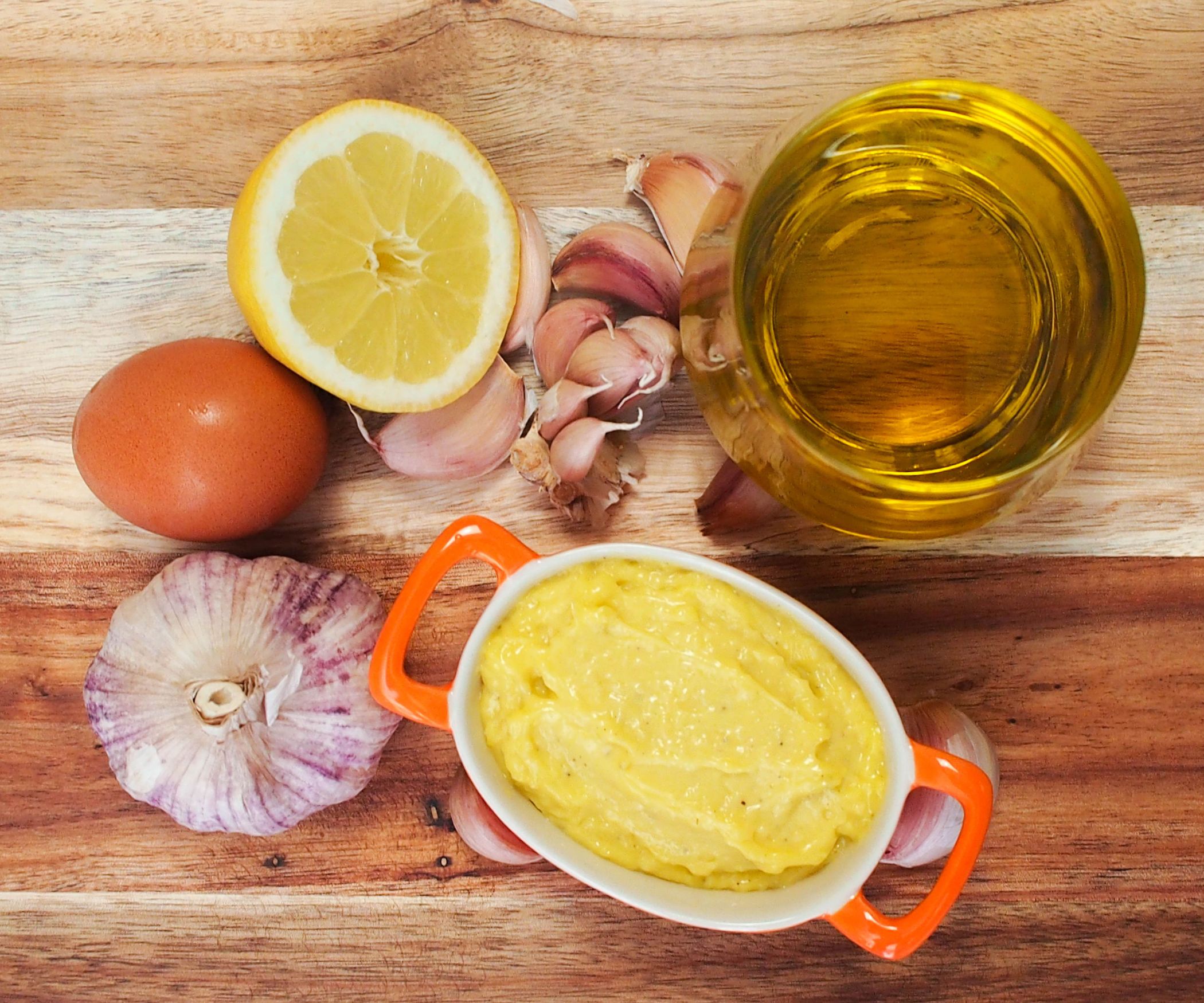 Aioli Easy Olive Oil Garlic Sauce 4 Steps Instructables