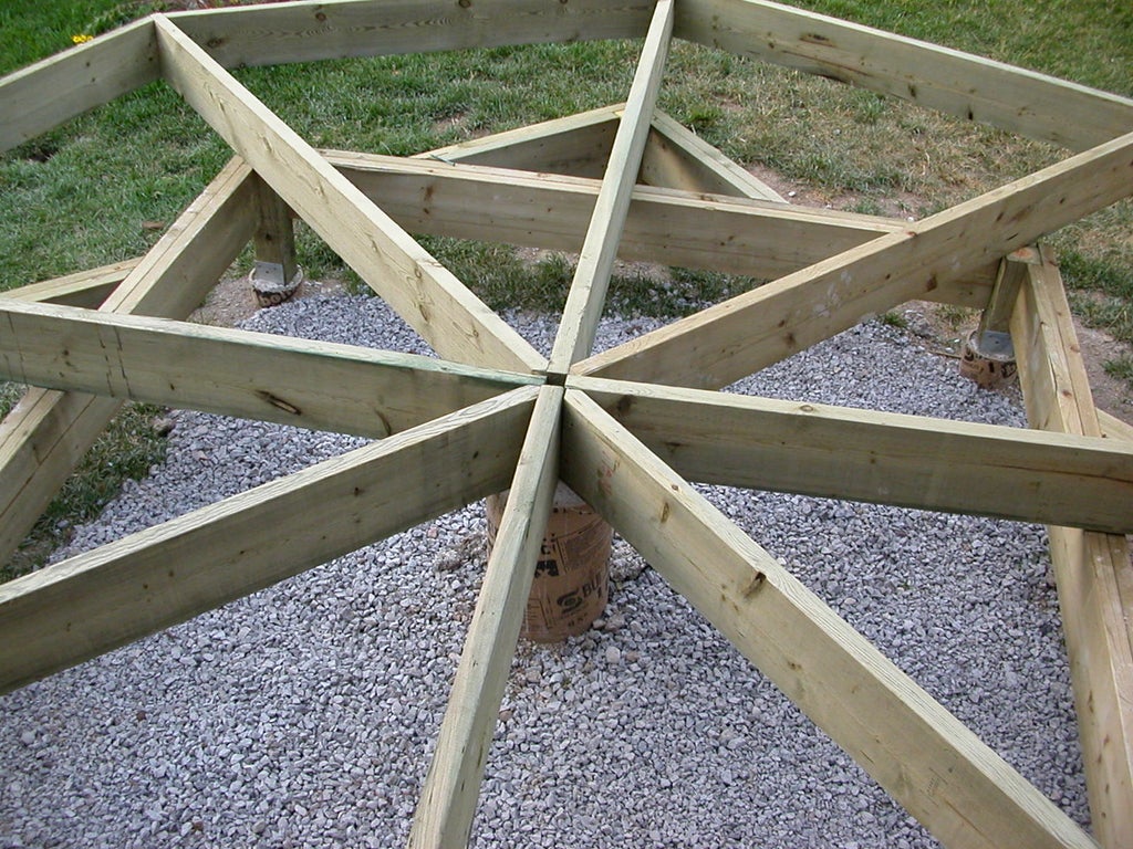 How To Build An Octagonal Deck : 24 Steps (With Pictures) - Instructables