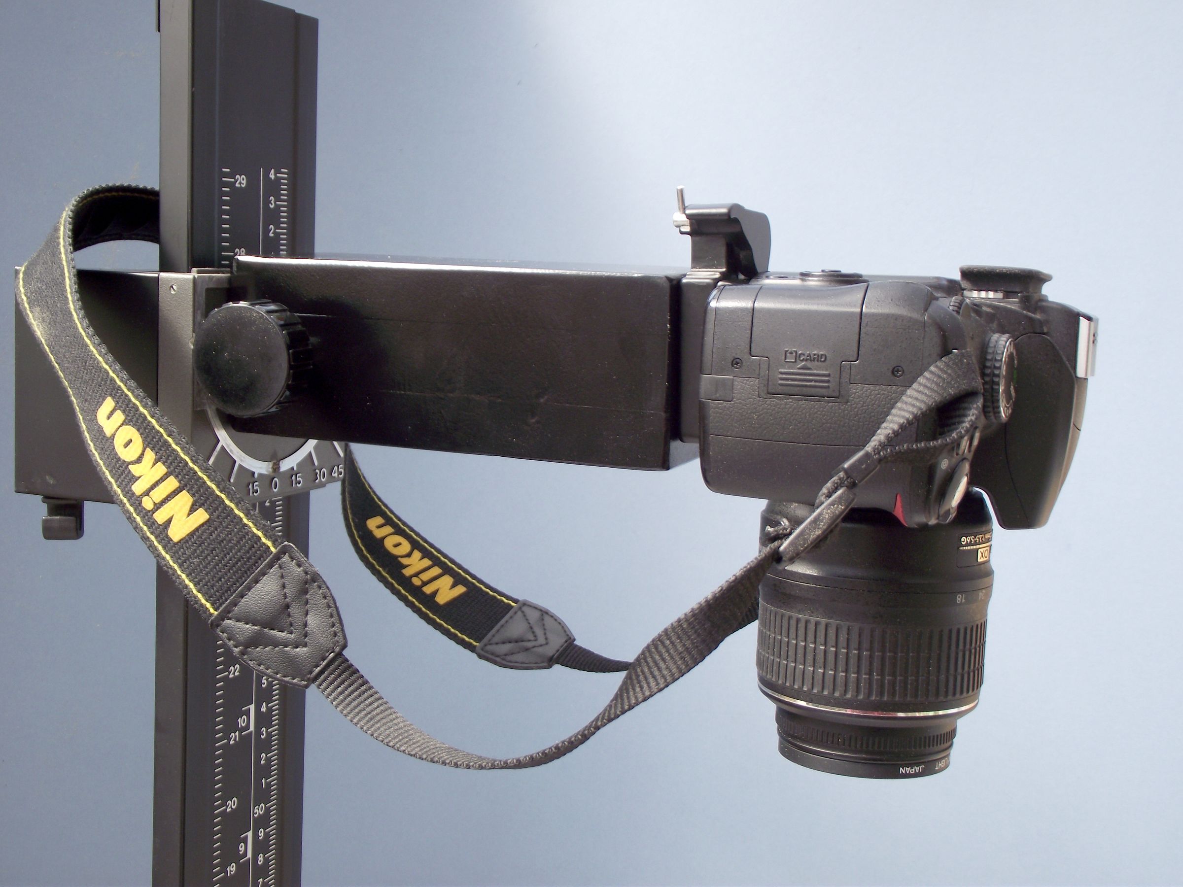 Photographic Copy Stand From Old Enlarger. 3 Steps (with Pictures