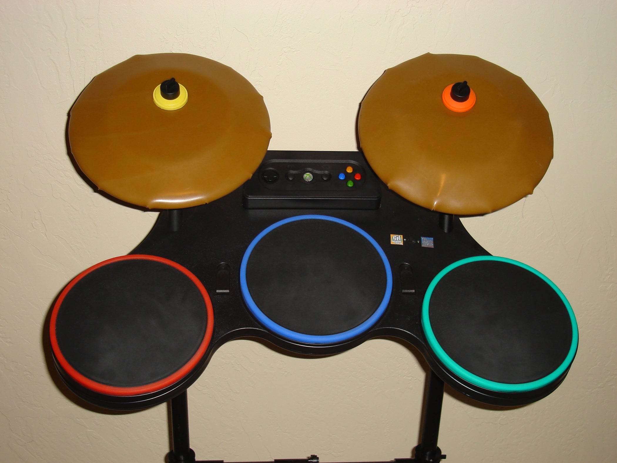 Homemade Guitar Hero World Tour Cymbals (New and Improved!) 16 Steps