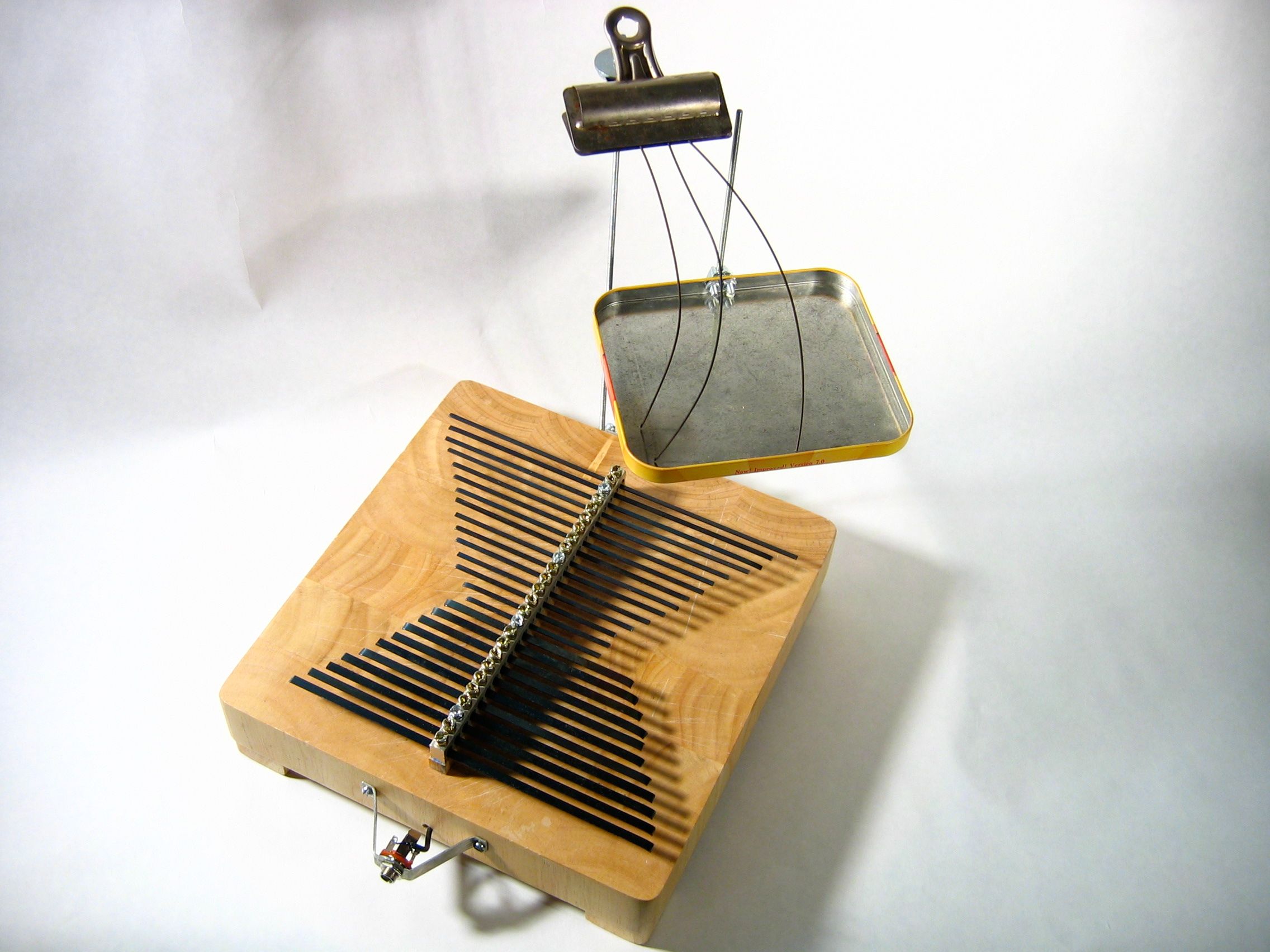 Instant Thumb Piano How to Make a Set Screw Lamellaphone 10 Steps