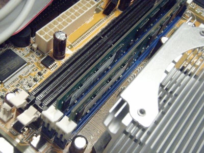 RAM (Random Access Memory)