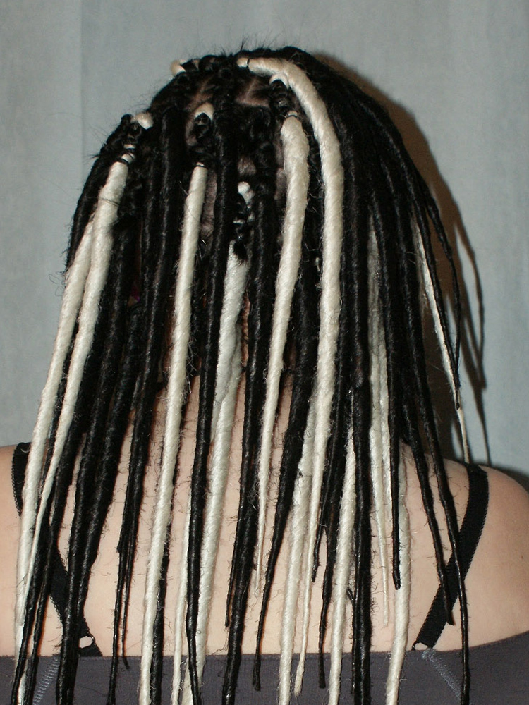 Single ended synthetic dreads senturinlit
