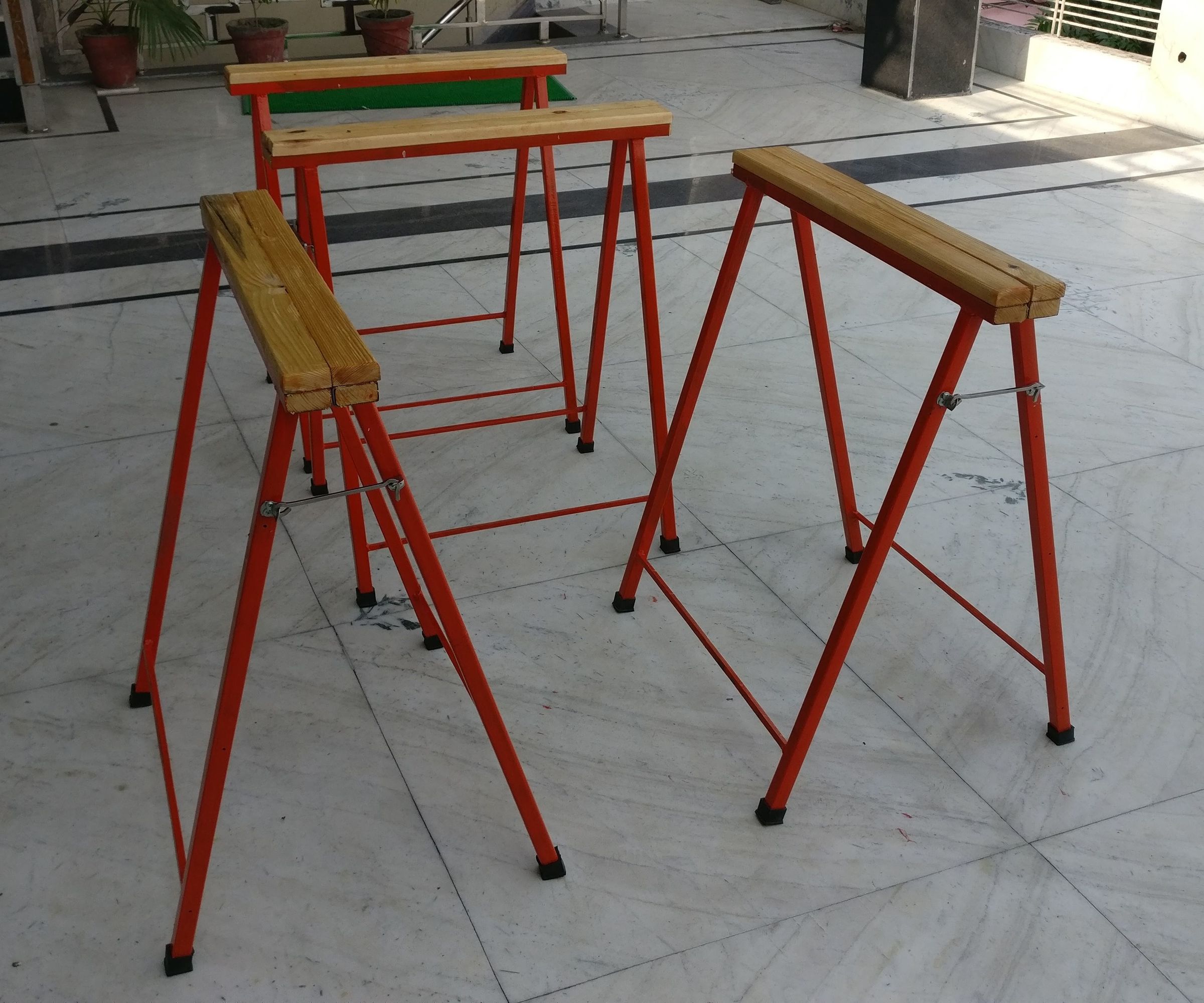 DIY Foldable Steel and Wood Sawhorse 