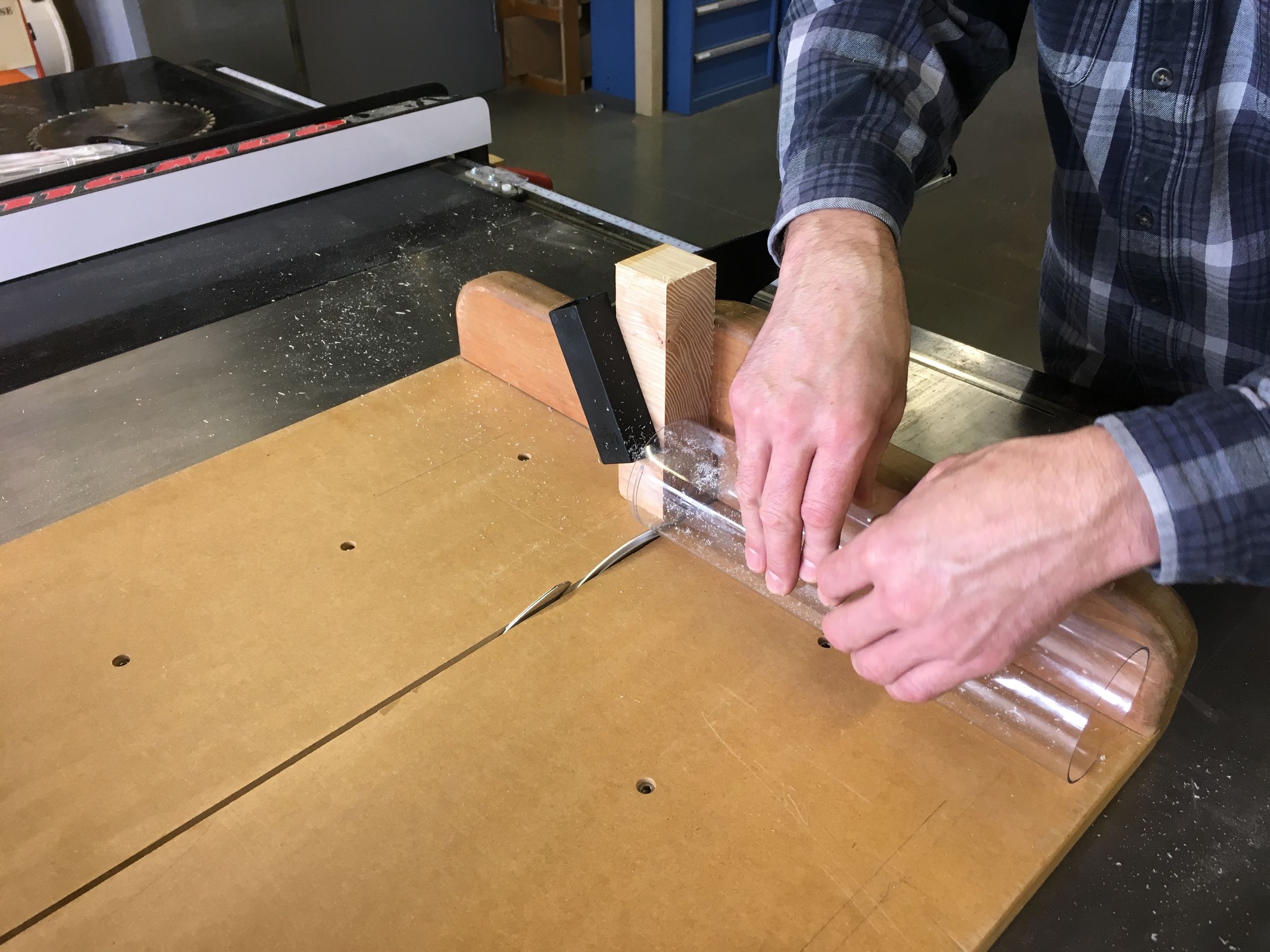How to Cut Polycarbonate Tubing Using a Table Saw 8 Steps (with