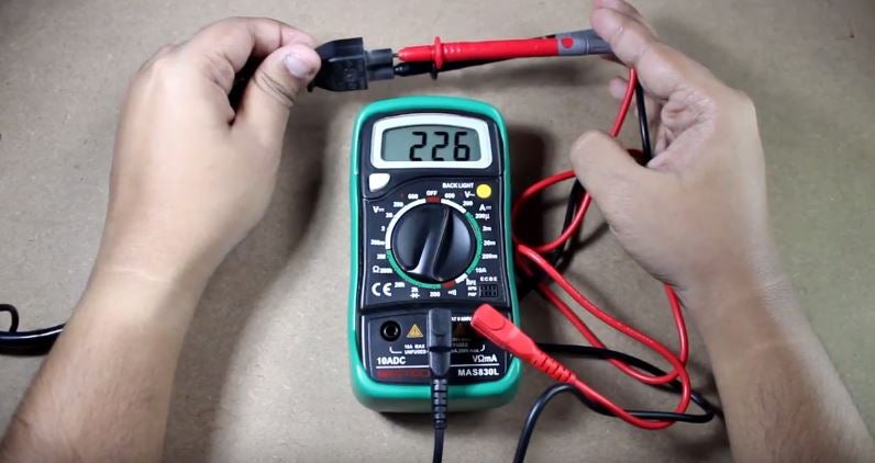 How To Measure Ac Voltage Using Multimeter : 6 Steps - Instructables
