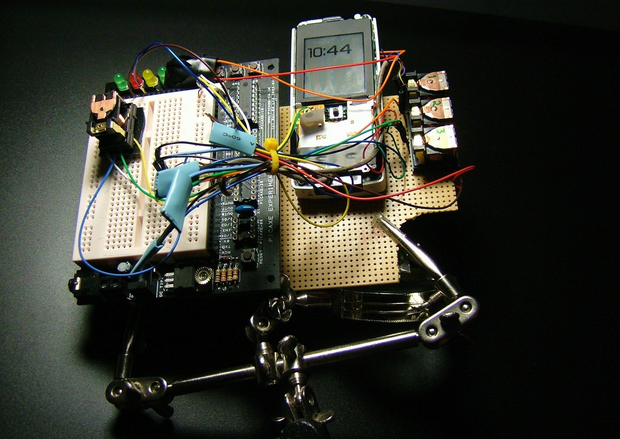 Make a remote controlled camera from a cellphone!