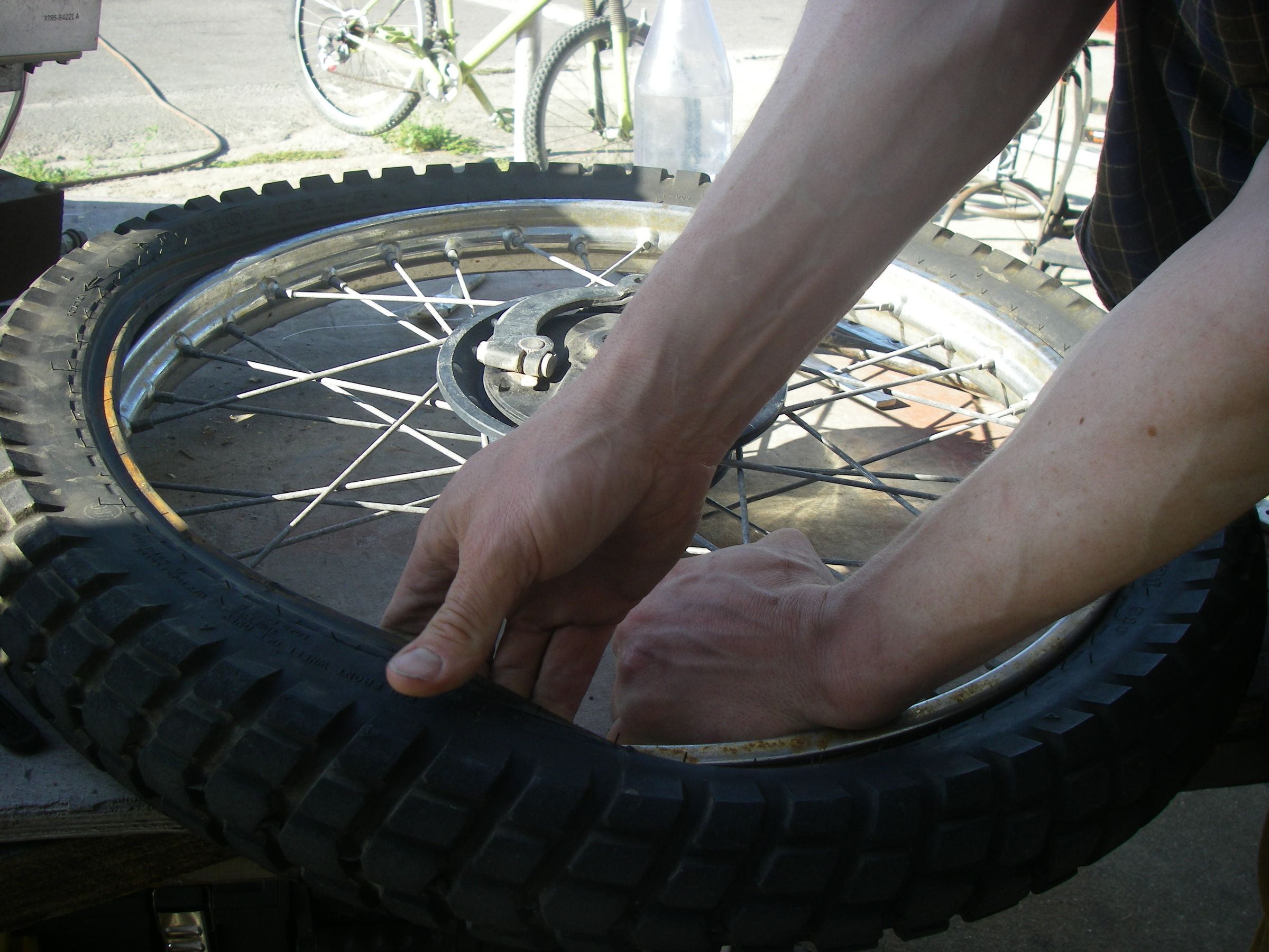 Fix a Motorcycle Flat Tire 13 Steps Instructables