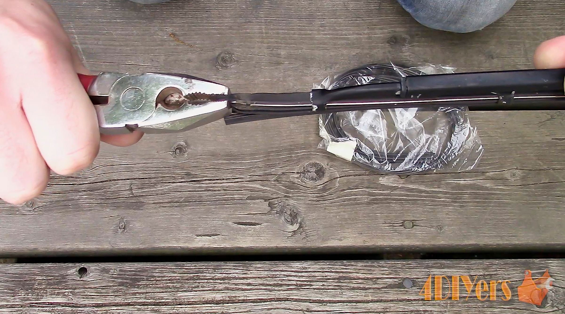 How to Replace Wiper Blade Refills 4 Steps (with Pictures