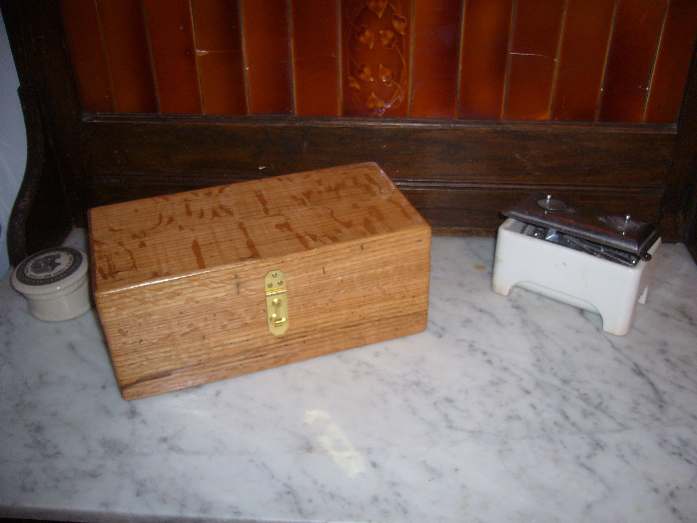 firewood jewelry box DIY Project DIY Project Image