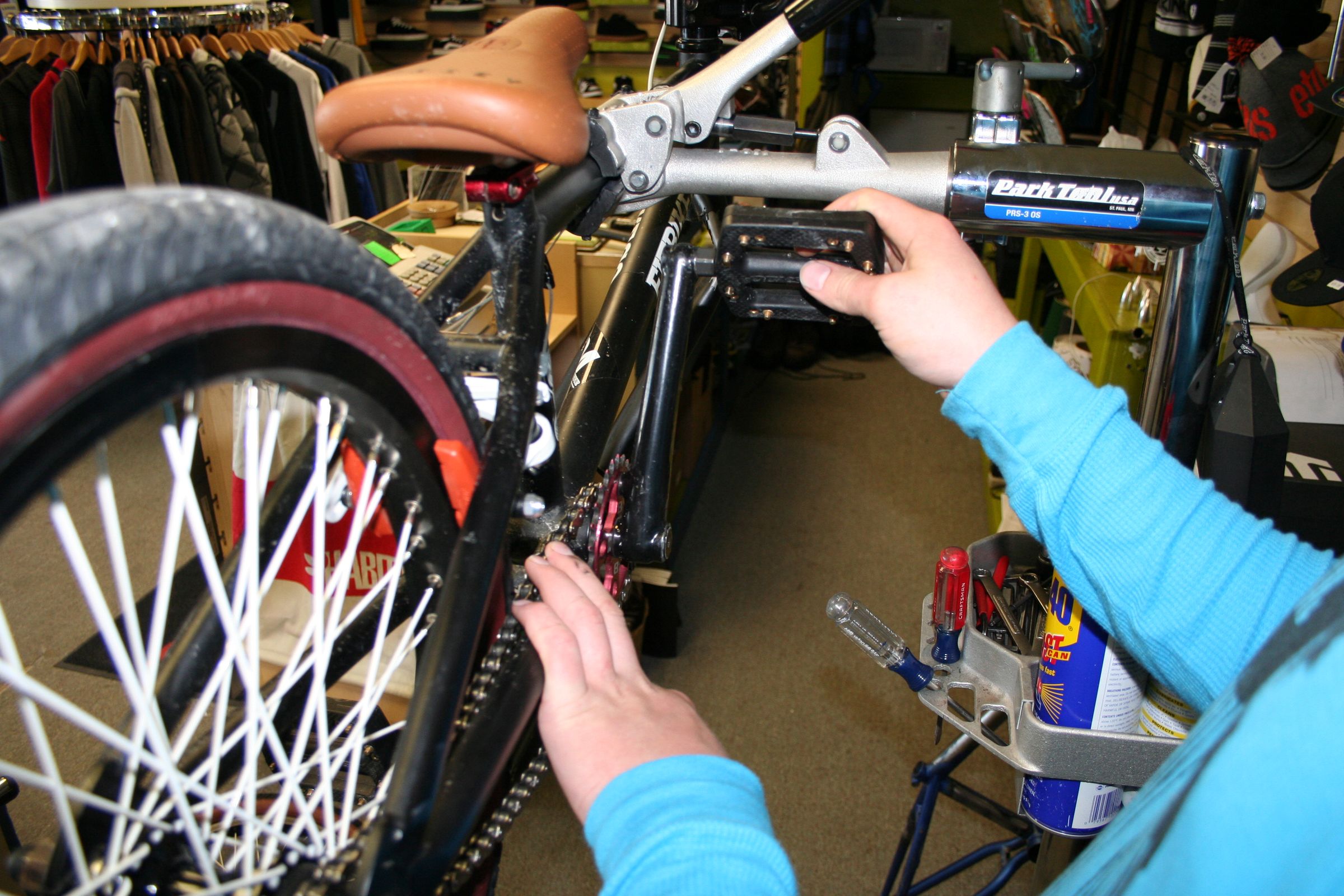 Changing a Bicycle Tube 11 Steps (with Pictures) Instructables