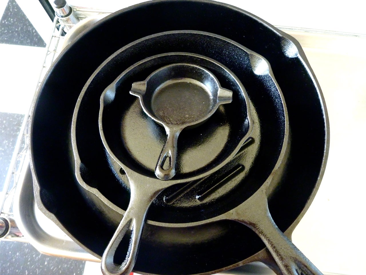 Best Way to Season Cast Iron Pans Flax Seed Oil 6 Steps (with Pictures) Instructables