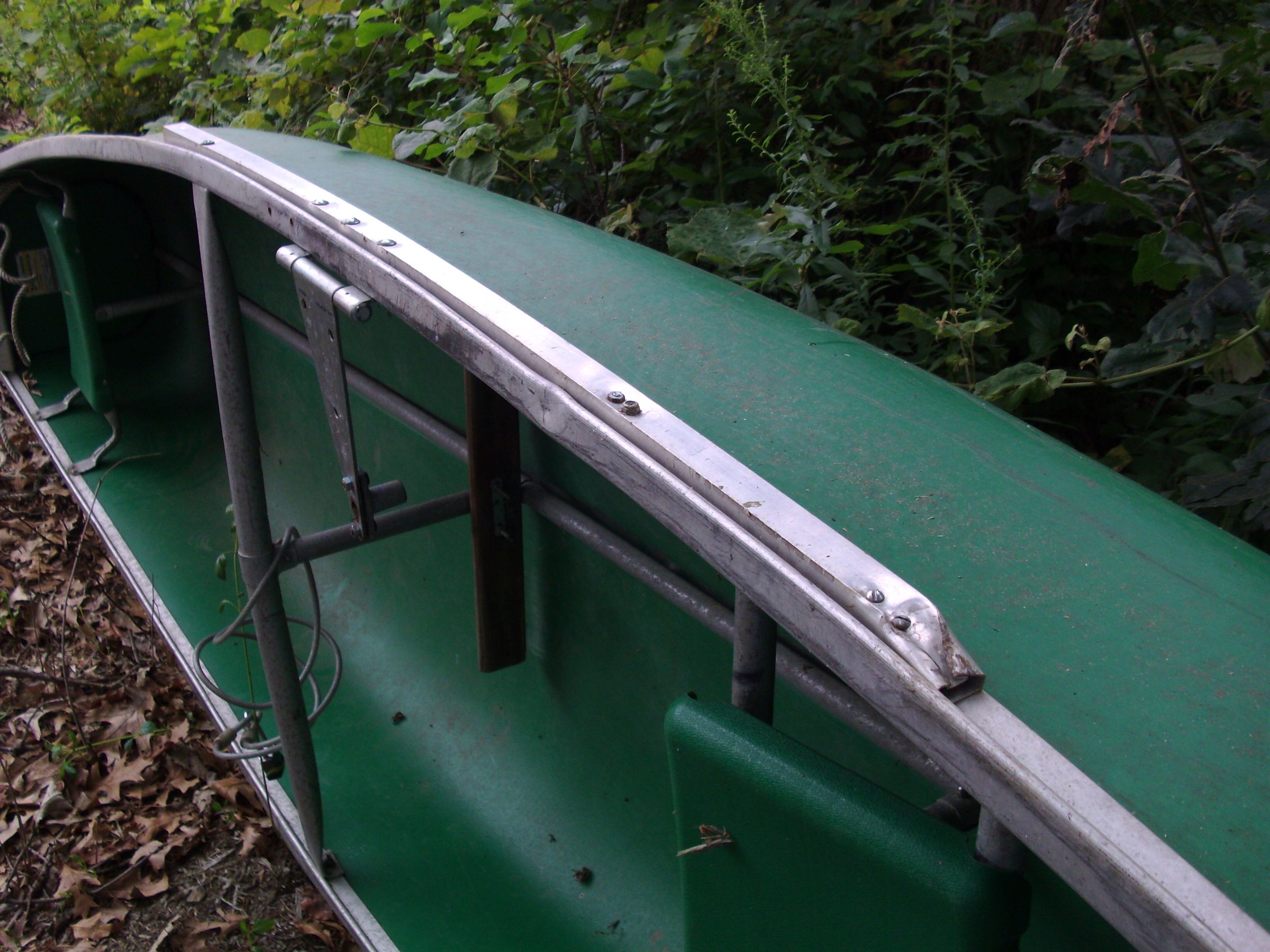 How to Row a Canoe for Fishing or Excercise, the Cheap, Fast Row Boat