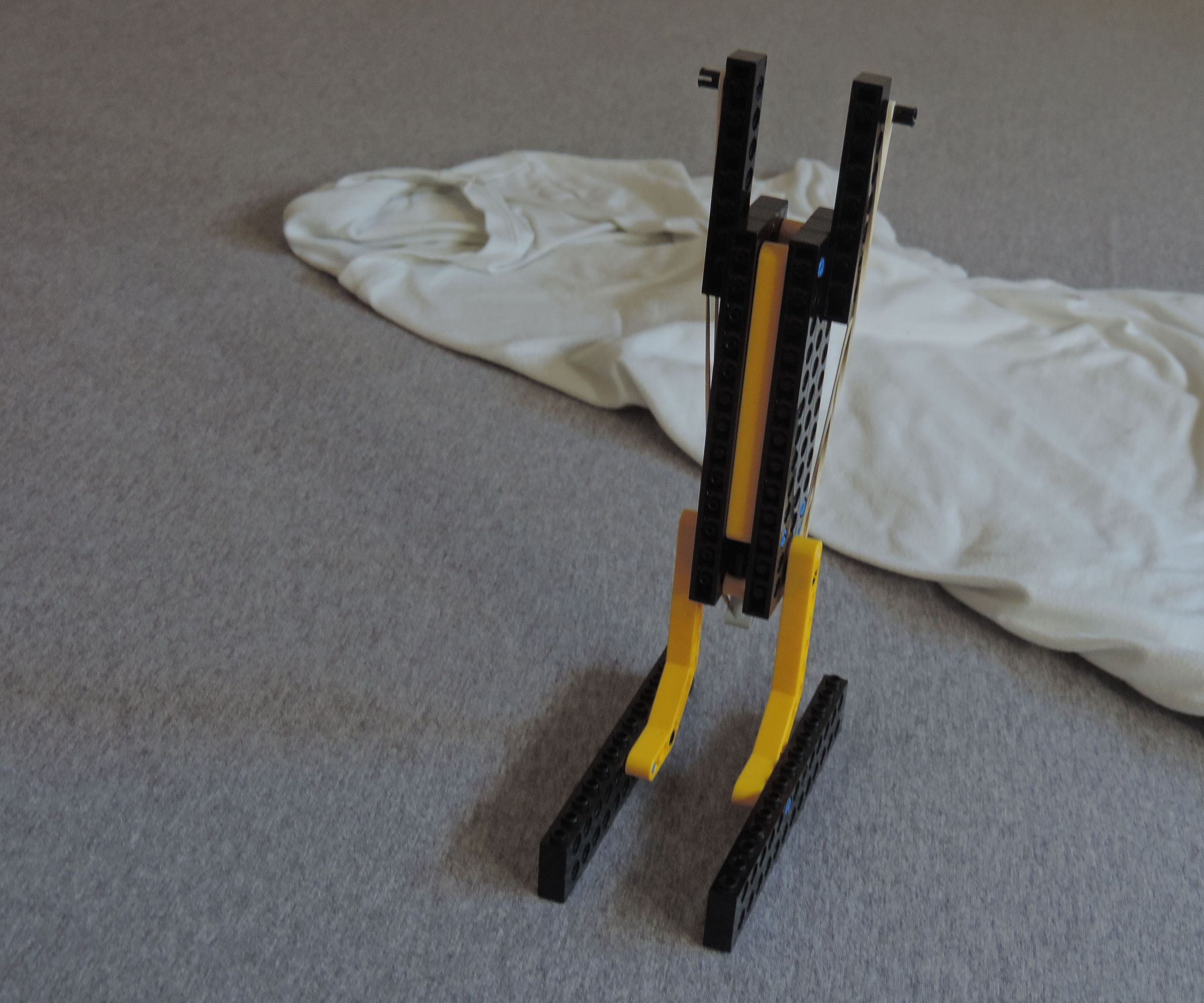 DIY guide for Lego mini missile launcher with step-by-step instructions