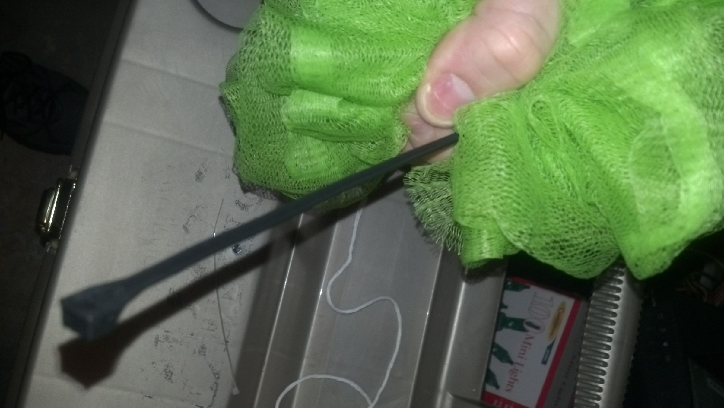 Shower Puff Fix. 3 Steps Instructables