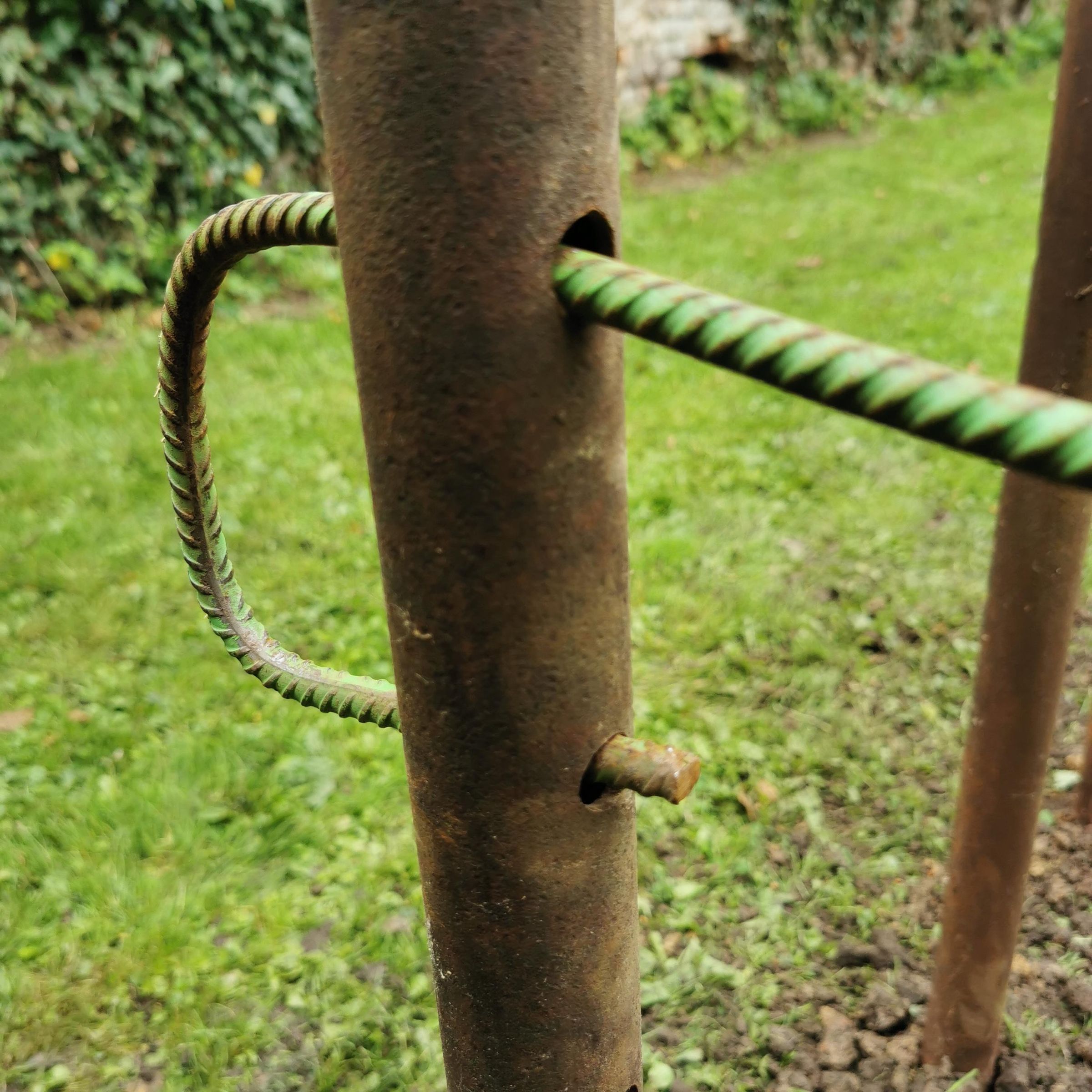 Easy Sawbuck Using 1 Tool and 2 Materials 10 Steps (with Pictures