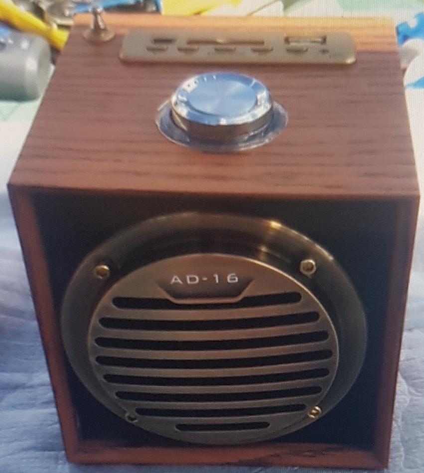 Guitar With Built in Amp and Speaker 12 Steps (with Pictures) Instructables