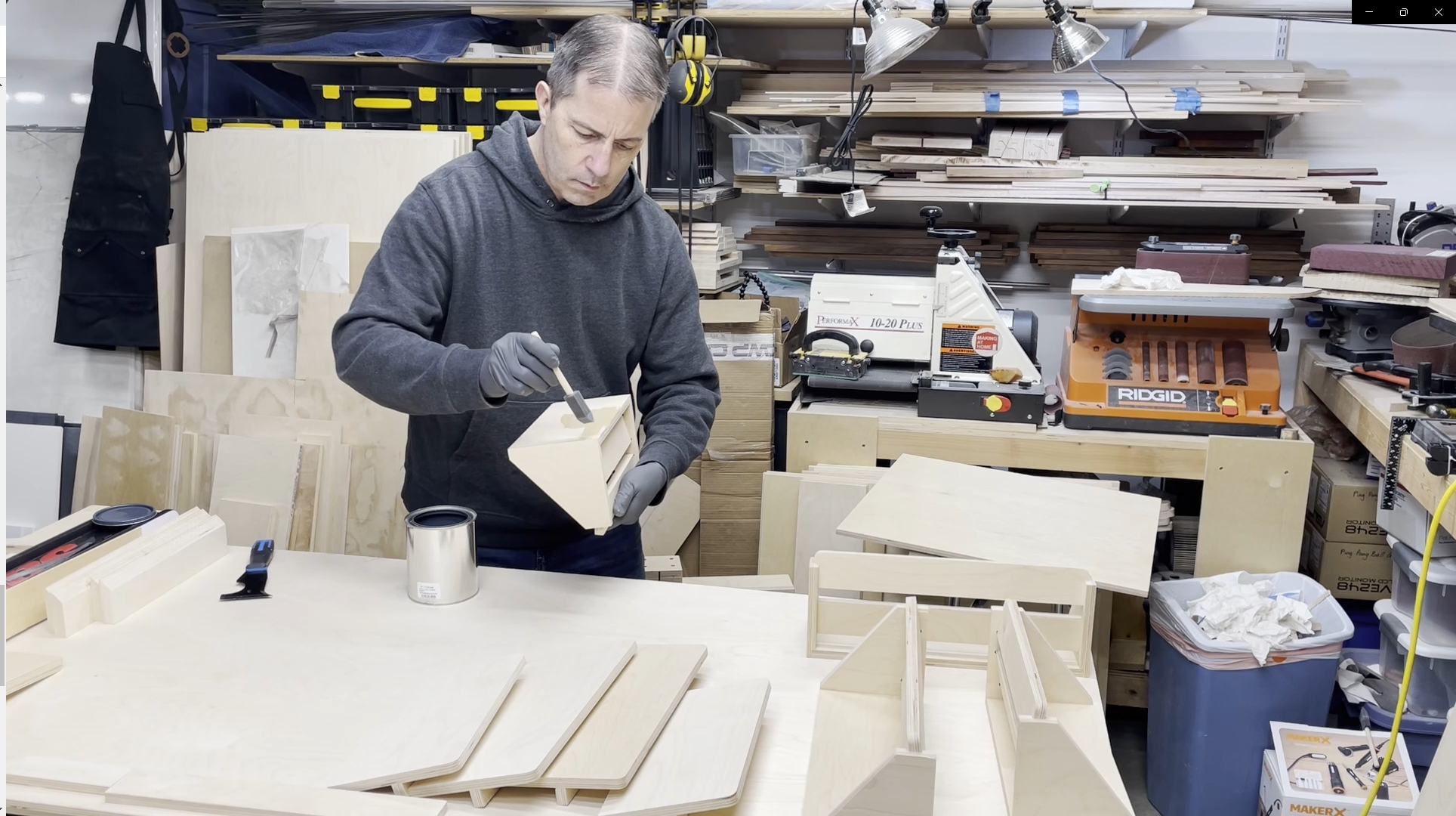 Tape Roll Holder With Hidden Shelf 7 Steps (with Pictures