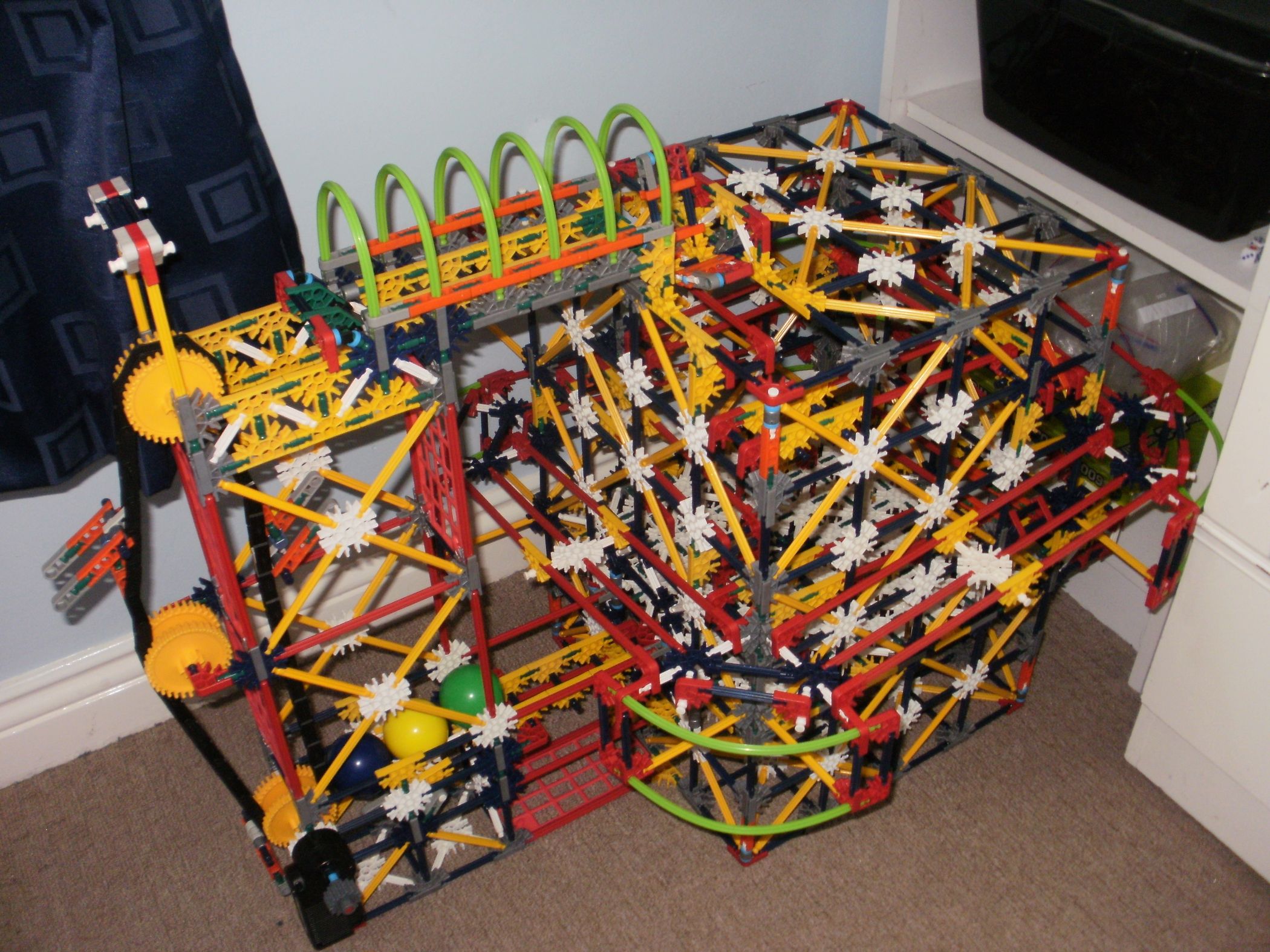 Knex Ball Machine _ Motorized Madness Ball Machine – BFEENA