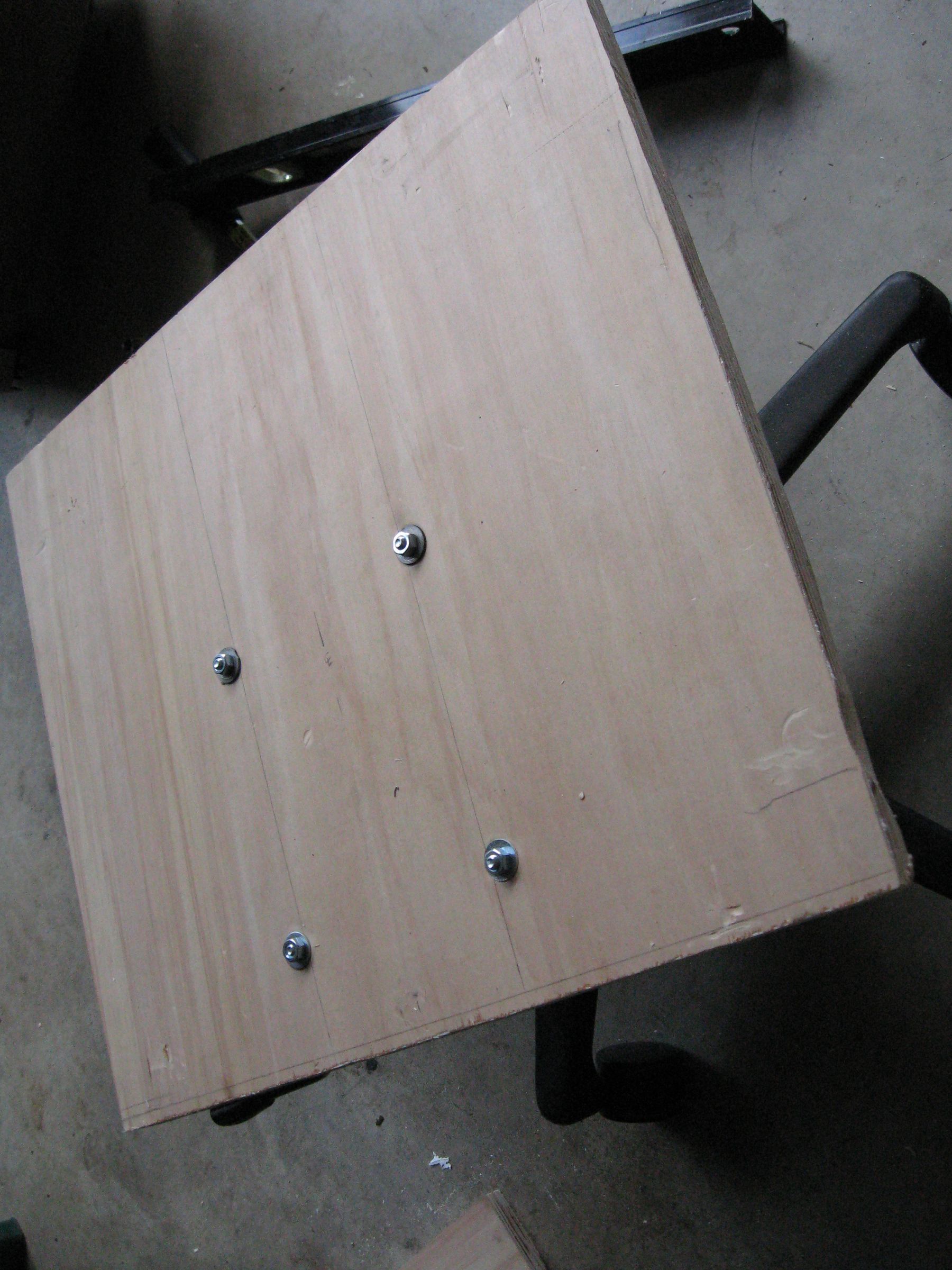 Cheap Car Seat Office Chair!!! 4 Steps (with Pictures) Instructables