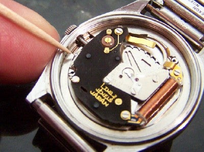 Cheap Fix For A Quartz Watch : 7 Steps - Instructables