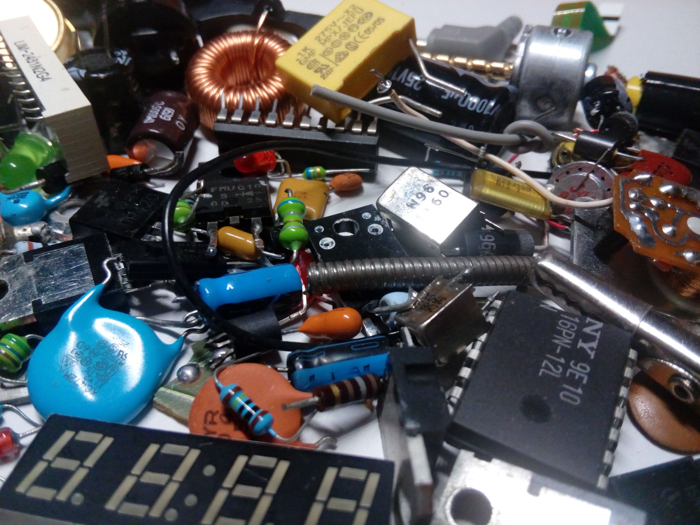 Electronic Components Art 3 Steps Instructables