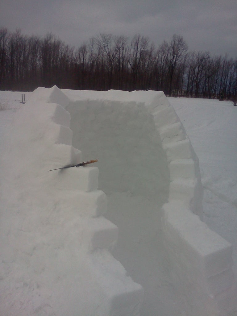 How To Build An Igloo Out Of Snow 6 Steps With Pictures Instructables