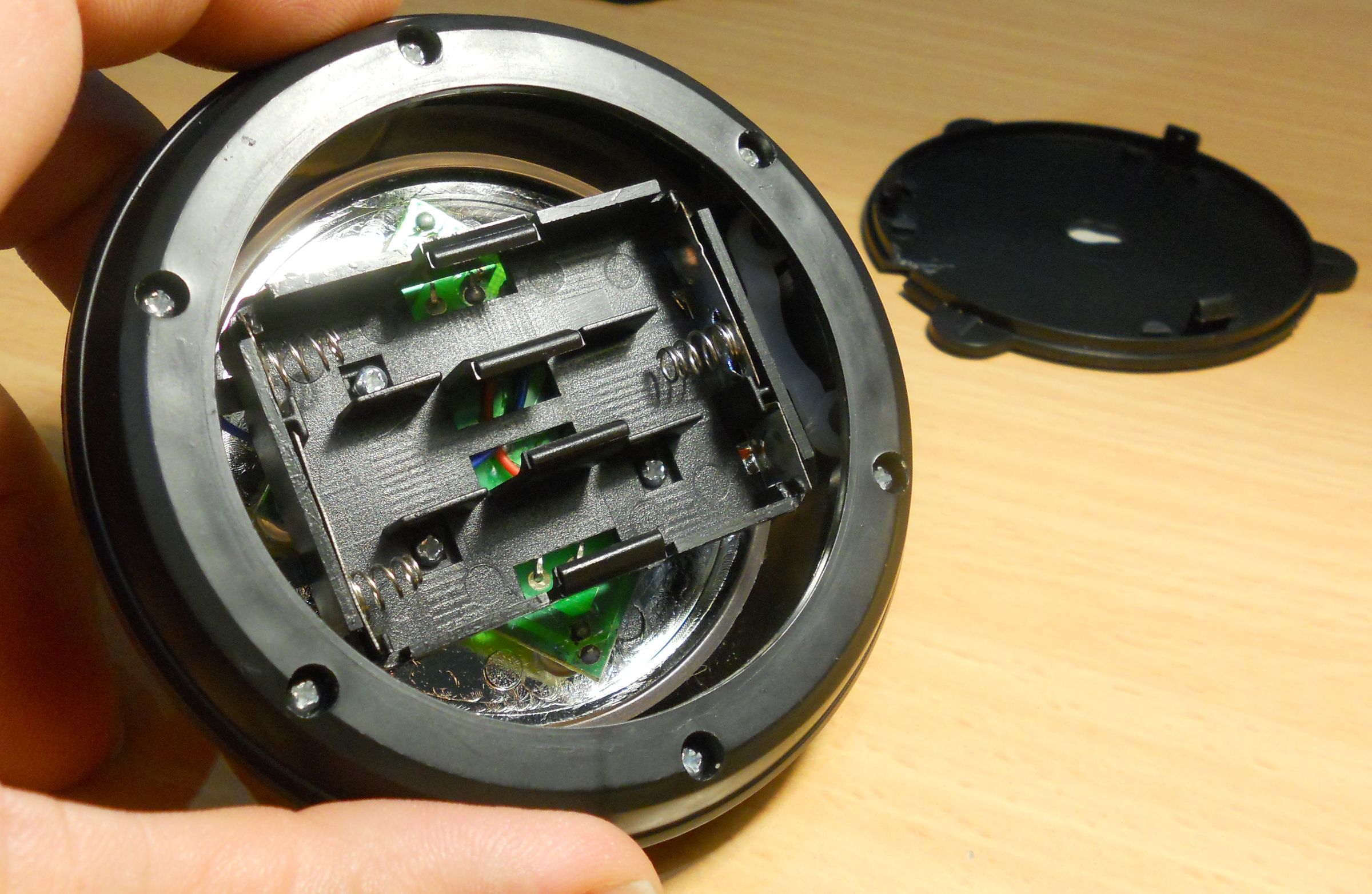 Convert a Battery Powered LED Lamp to USB Power. 5 Steps Instructables