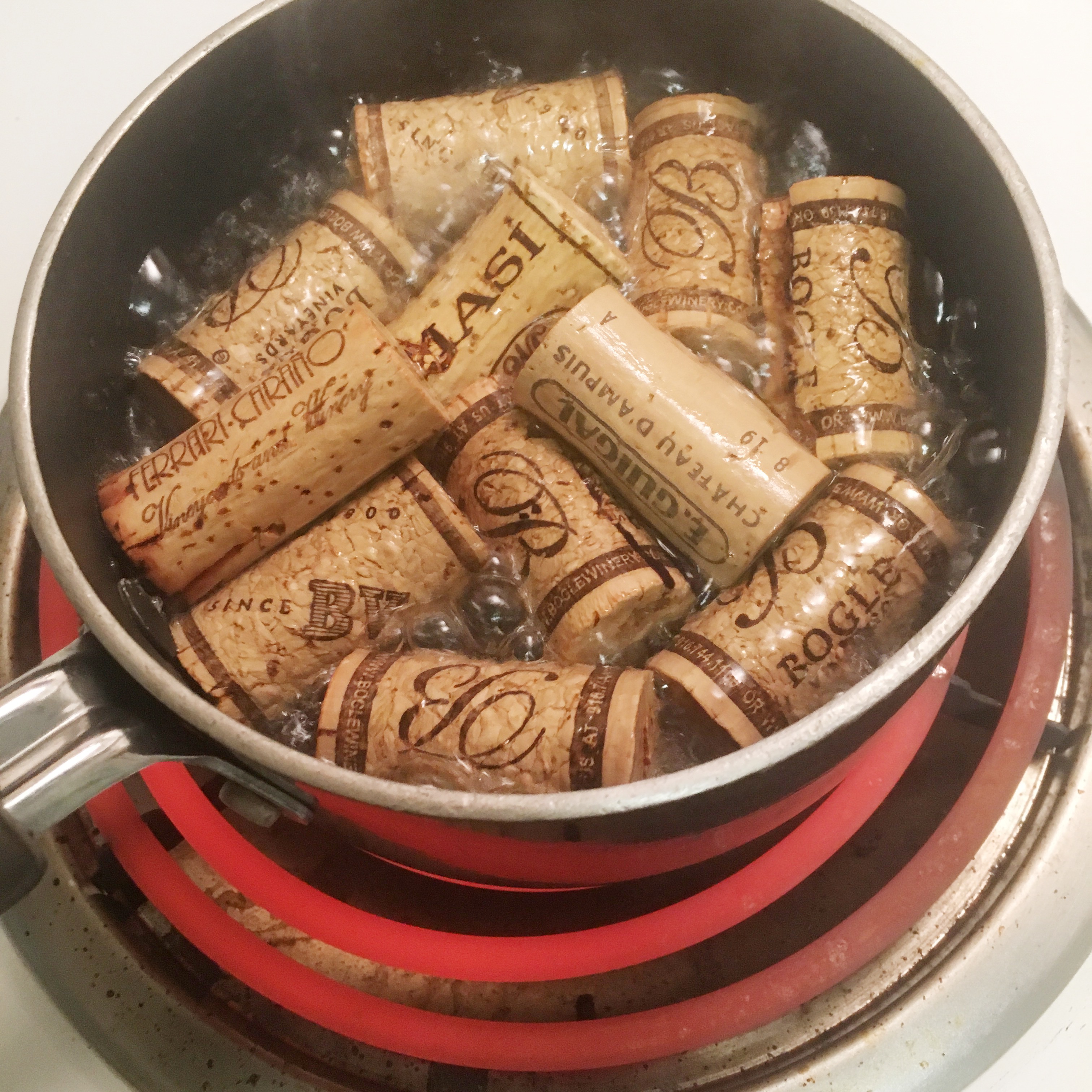 Wine Cork Cutting Hack 4 Steps Instructables