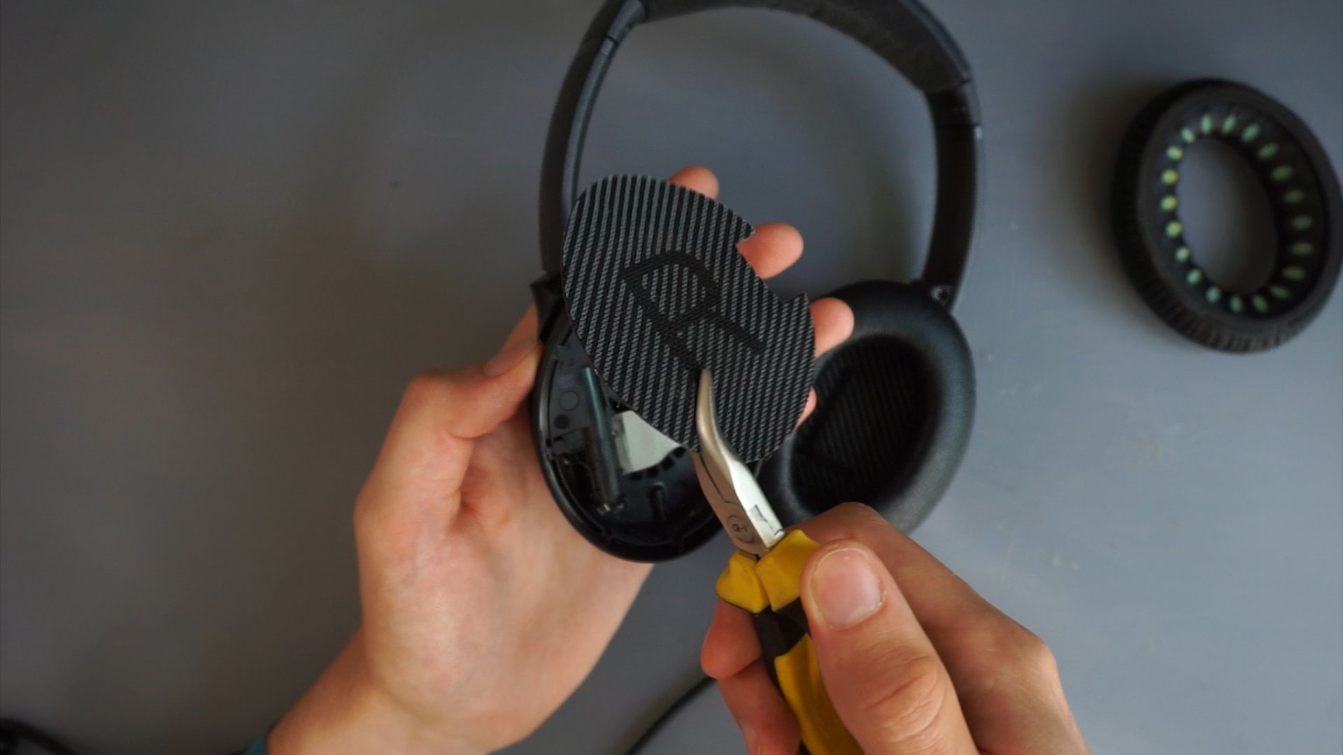 Easy Guide to REPAIR Broken BOSE QC25 Headphones NO SOUND From One