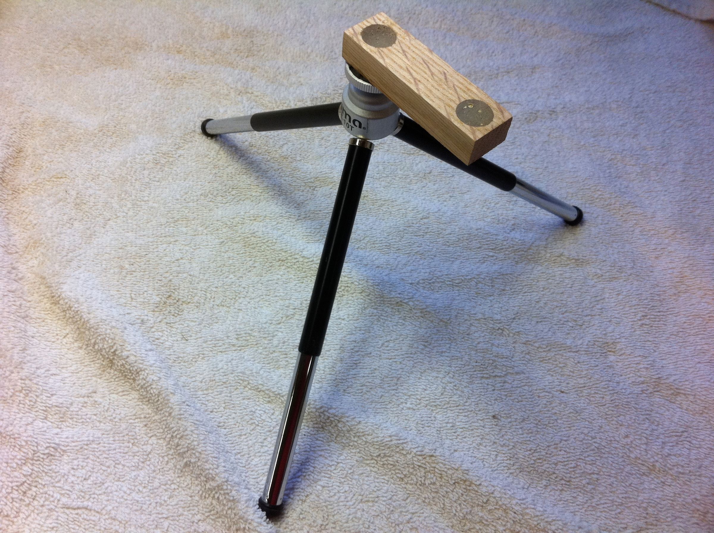 IPhone Tripod Mount From OtterBox Holster 4 Steps (with Pictures