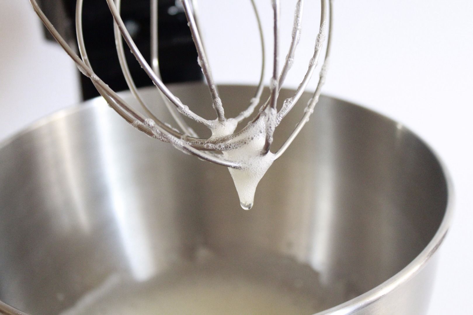 How to Whip Egg Whites 10 Steps (with Pictures) Instructables