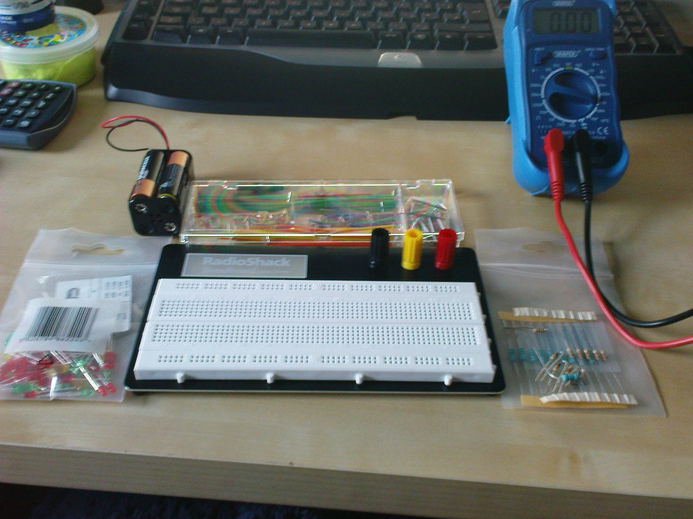 Breadboard Basics for Absolute Beginners 10 Steps with Pictures Circuit Diagram