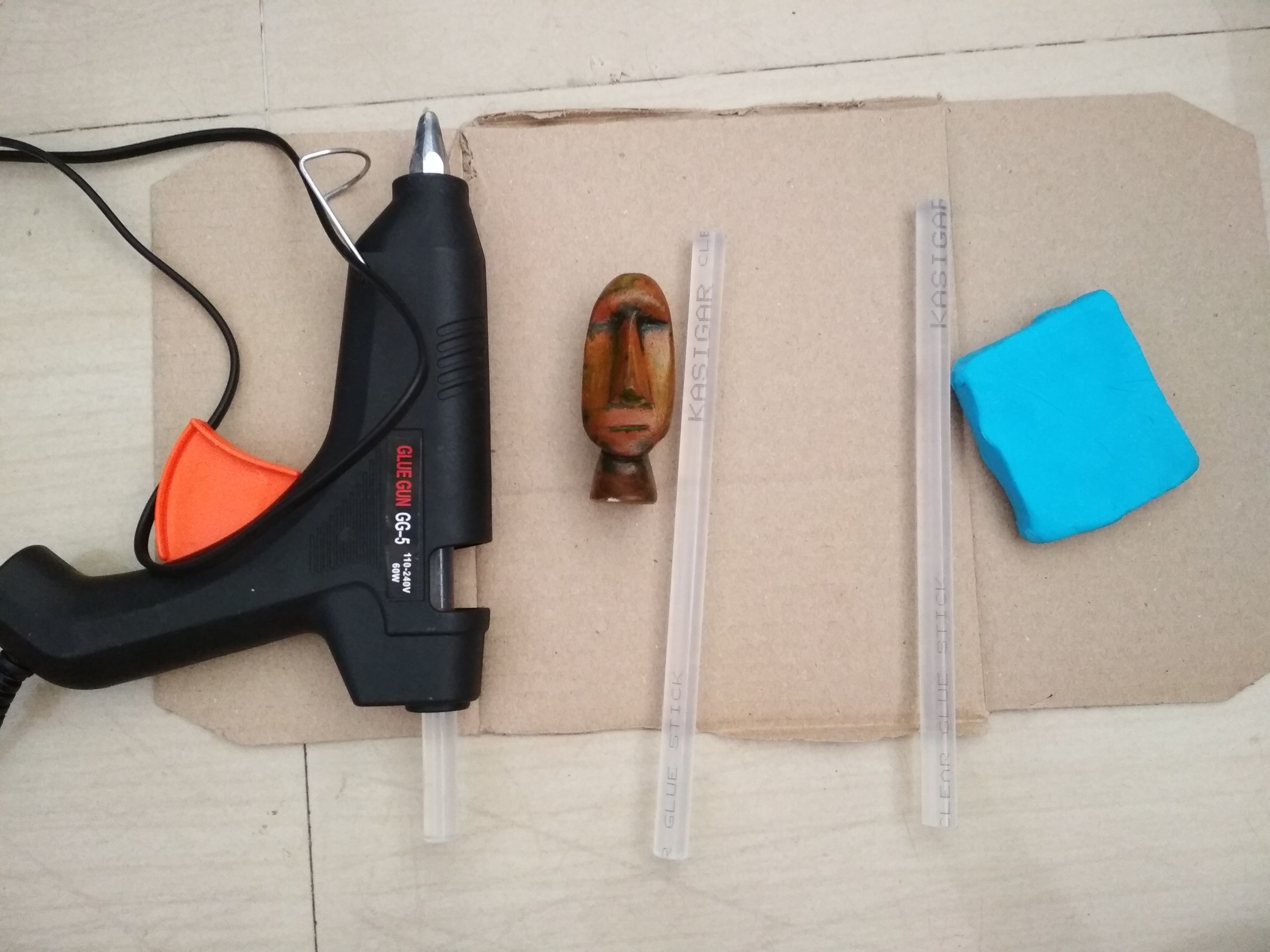 Easy Mold Using Hot Glue 7 Steps Instructables