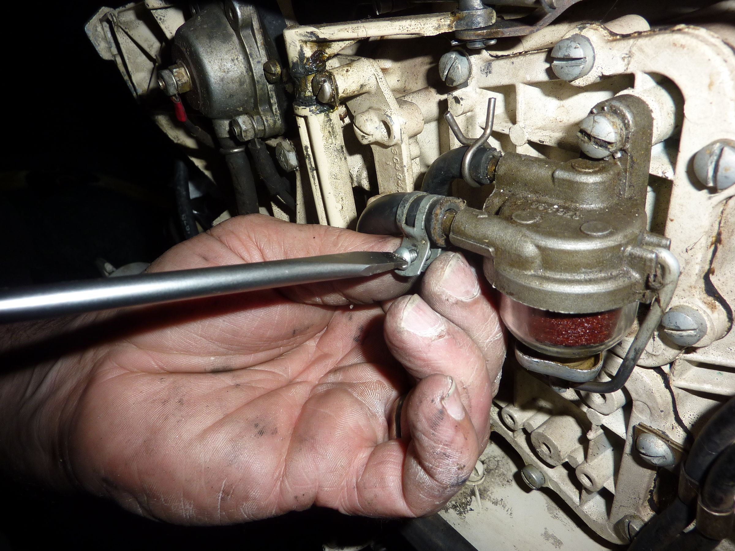 Fix Fuel Flow on Your Outboard Motor 7 Steps Instructables