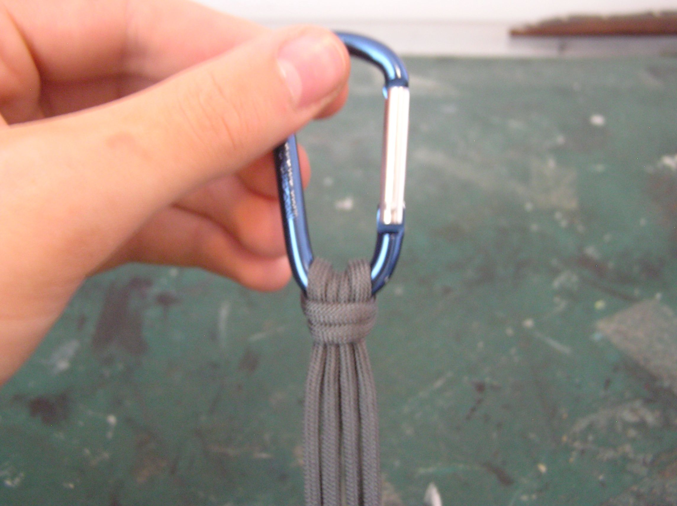 Paracord Water Jug Harness. 6 Steps (with Pictures) Instructables