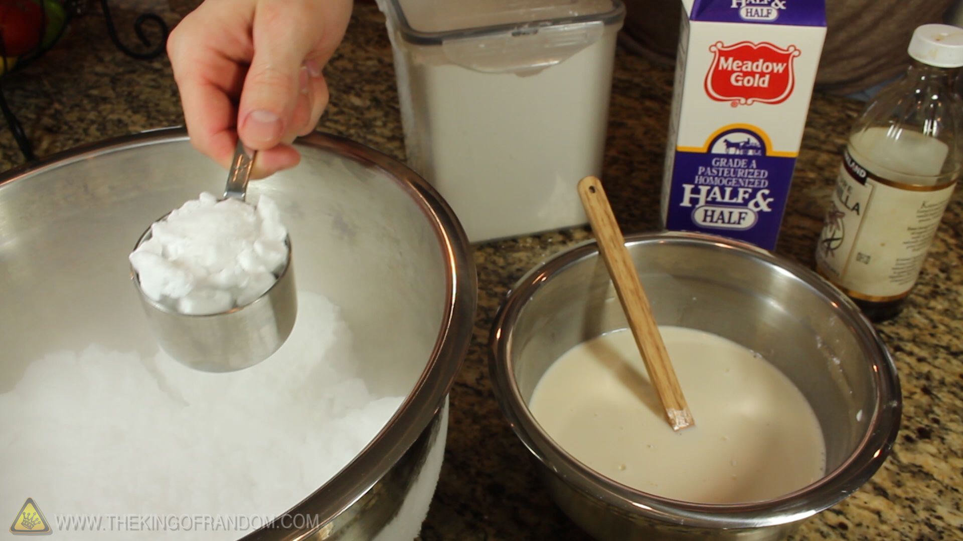 How to Make Carbonated Ice Cream, "Halloween Style"! (Dry Ice Cream