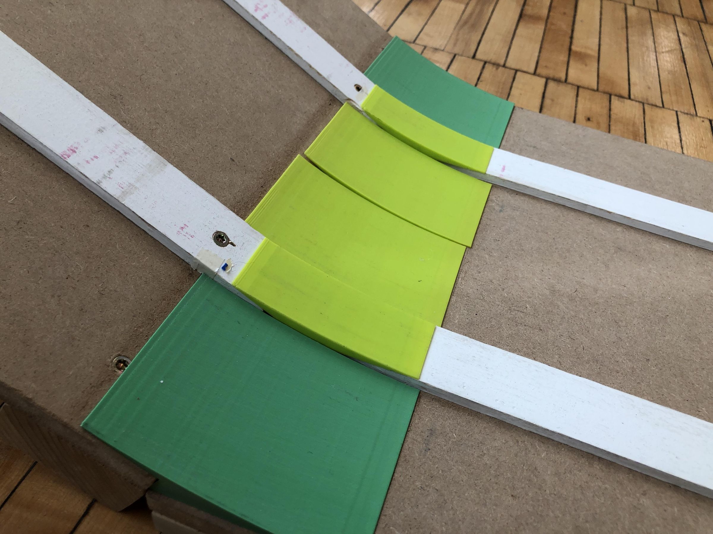 How To Build A Pinewood Derby Race Track Biteelement14