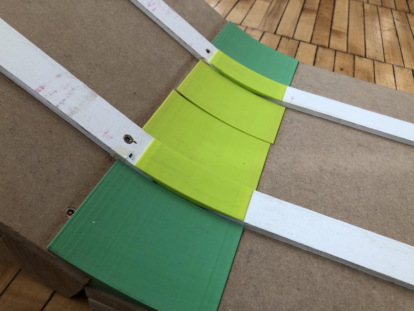 Diy Pinewood Derby Track : 5 Steps (With Pictures) - Instructables