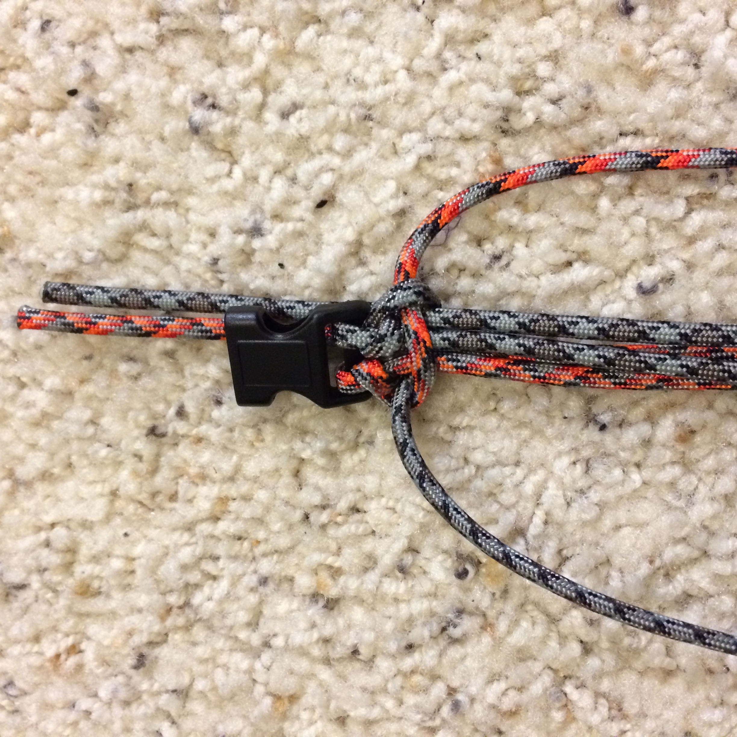 How to Make a Survival Bracelet 8 Steps Instructables