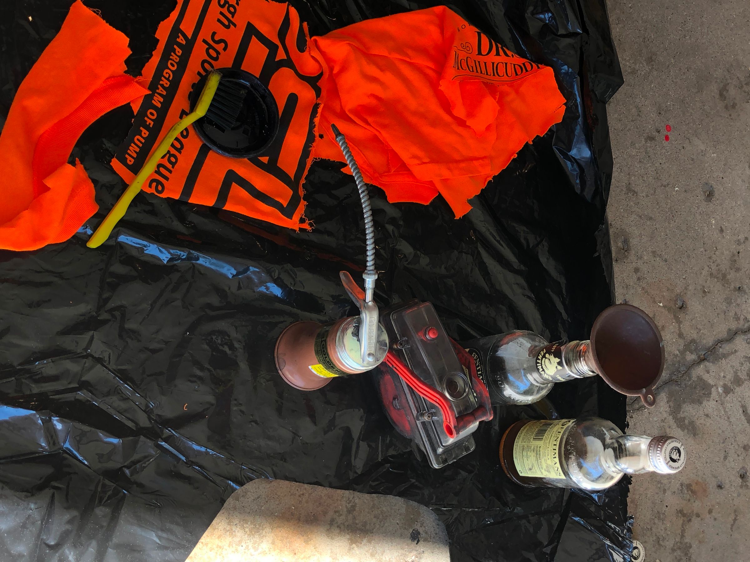 Cleaning a Bicycle Chain With "Eternal" Kerosene. (Includes the