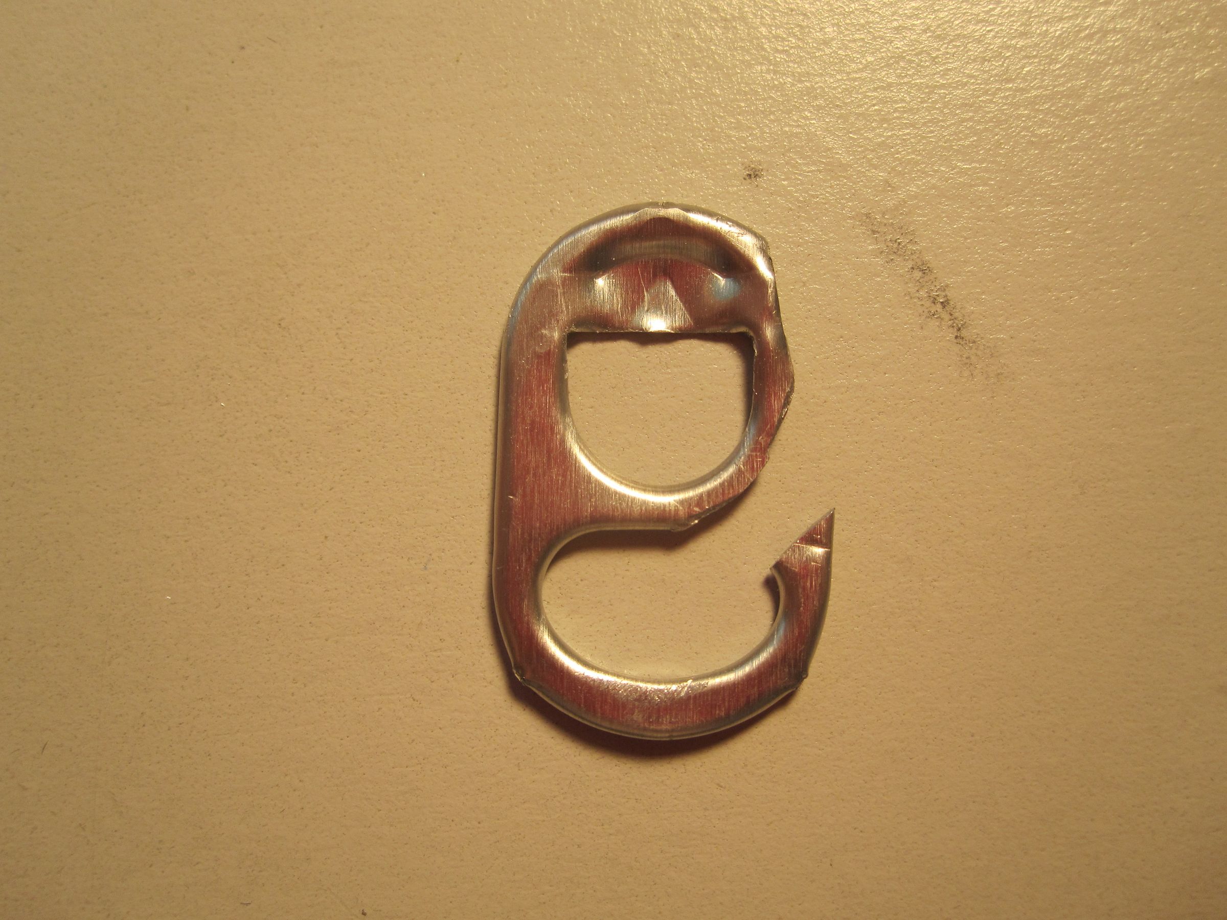 Turn a Can Tab Into a Survival Fish Hook 3 Steps (with Pictures