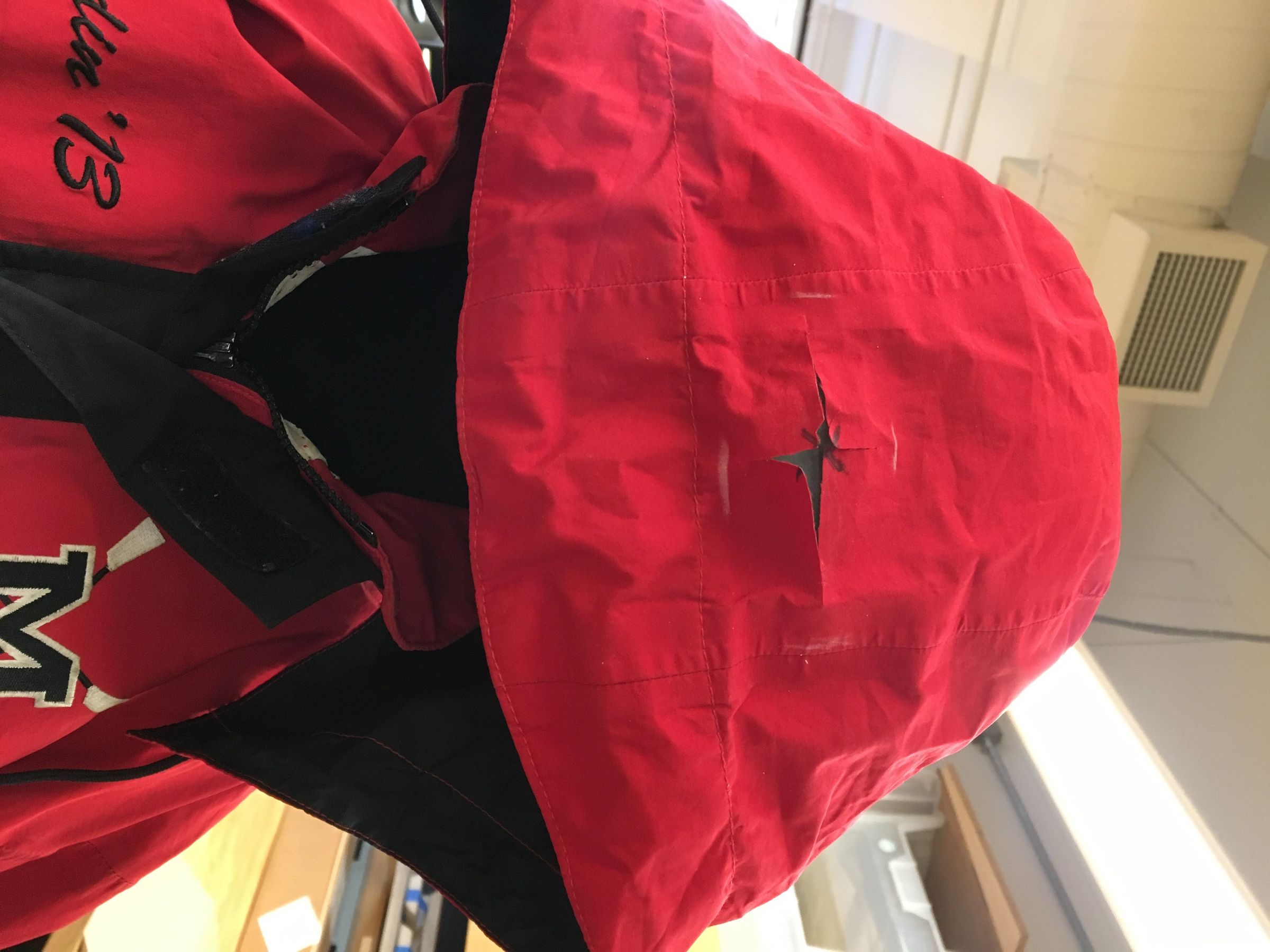 Mountain Safety Jacket Movement Sensitive LED Jacket 11 Steps (with