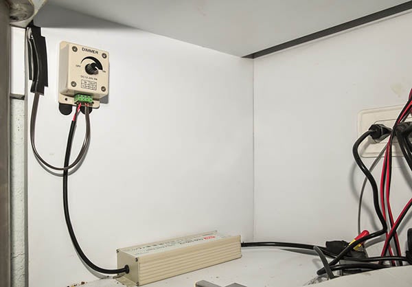 How To Install Under Counter Led Strip Lights With Dimmer 10 Steps Instructables